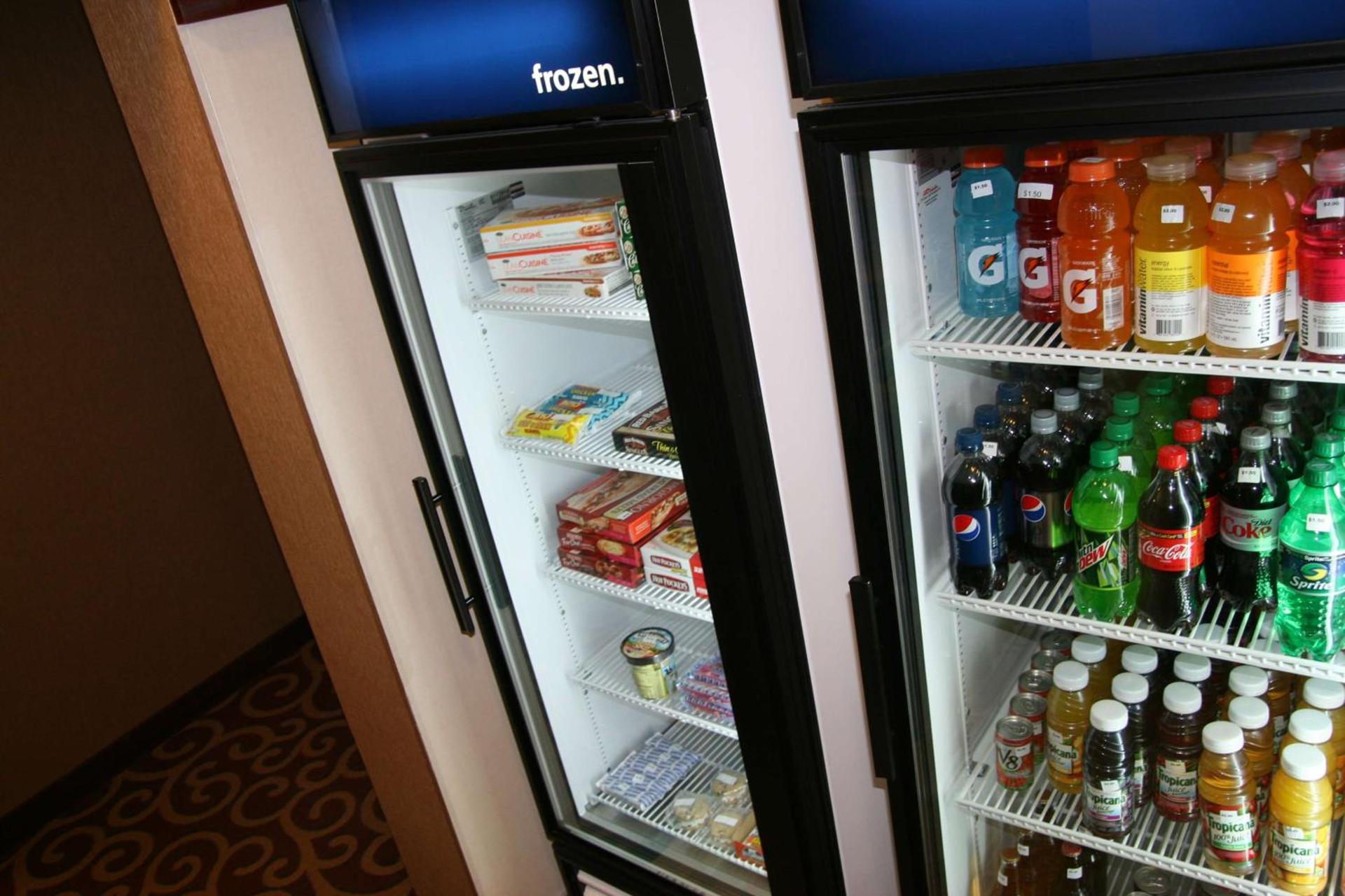Hampton Inn & Suites Brookings photo 14
