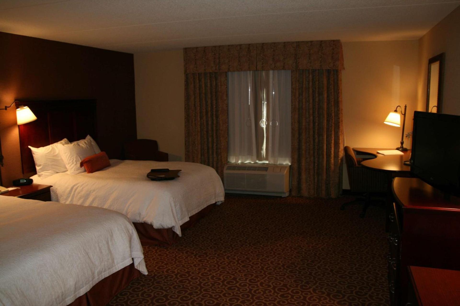 Hampton Inn & Suites Brookings photo 21