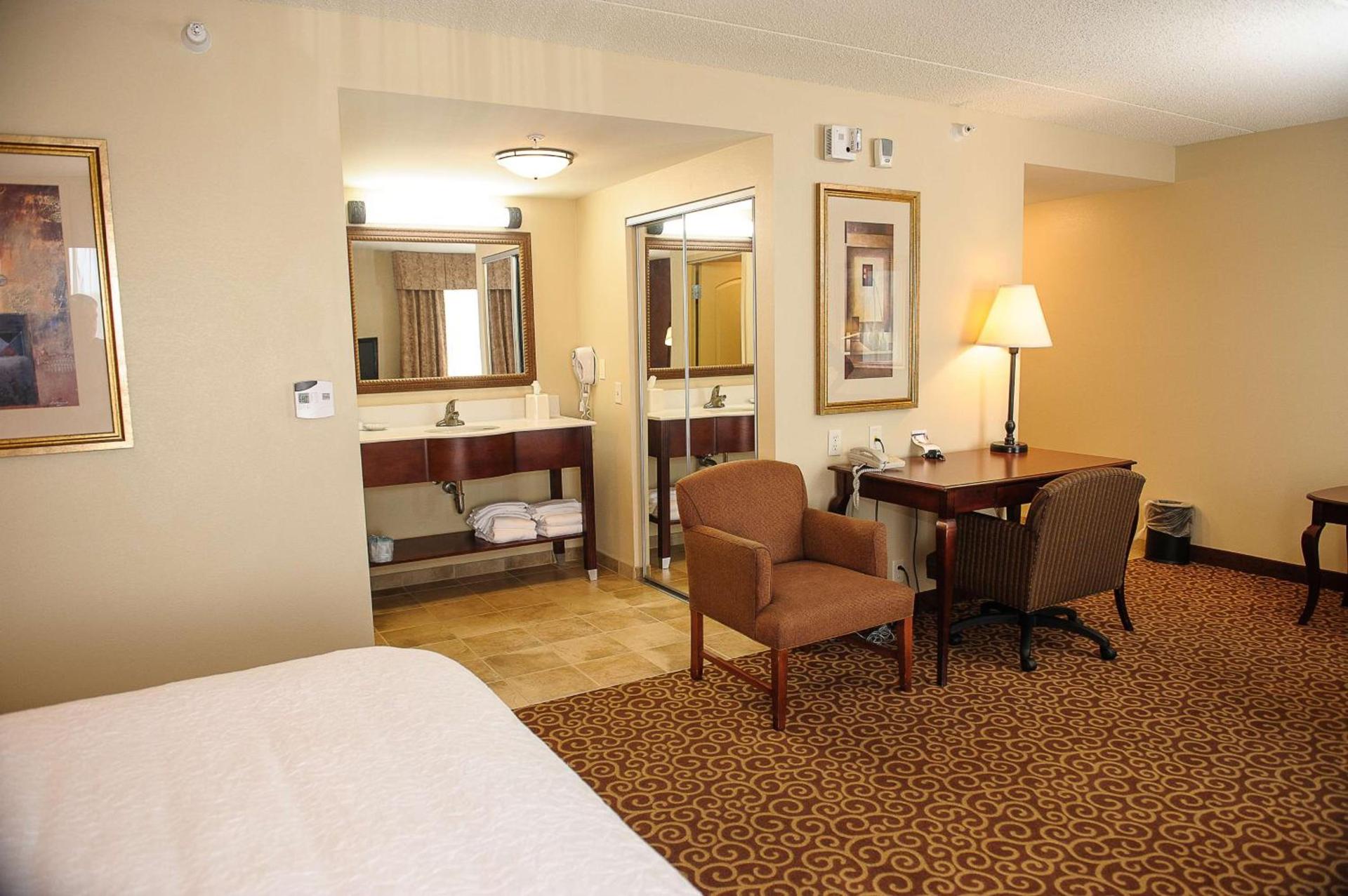 Hampton Inn & Suites Brookings photo 29