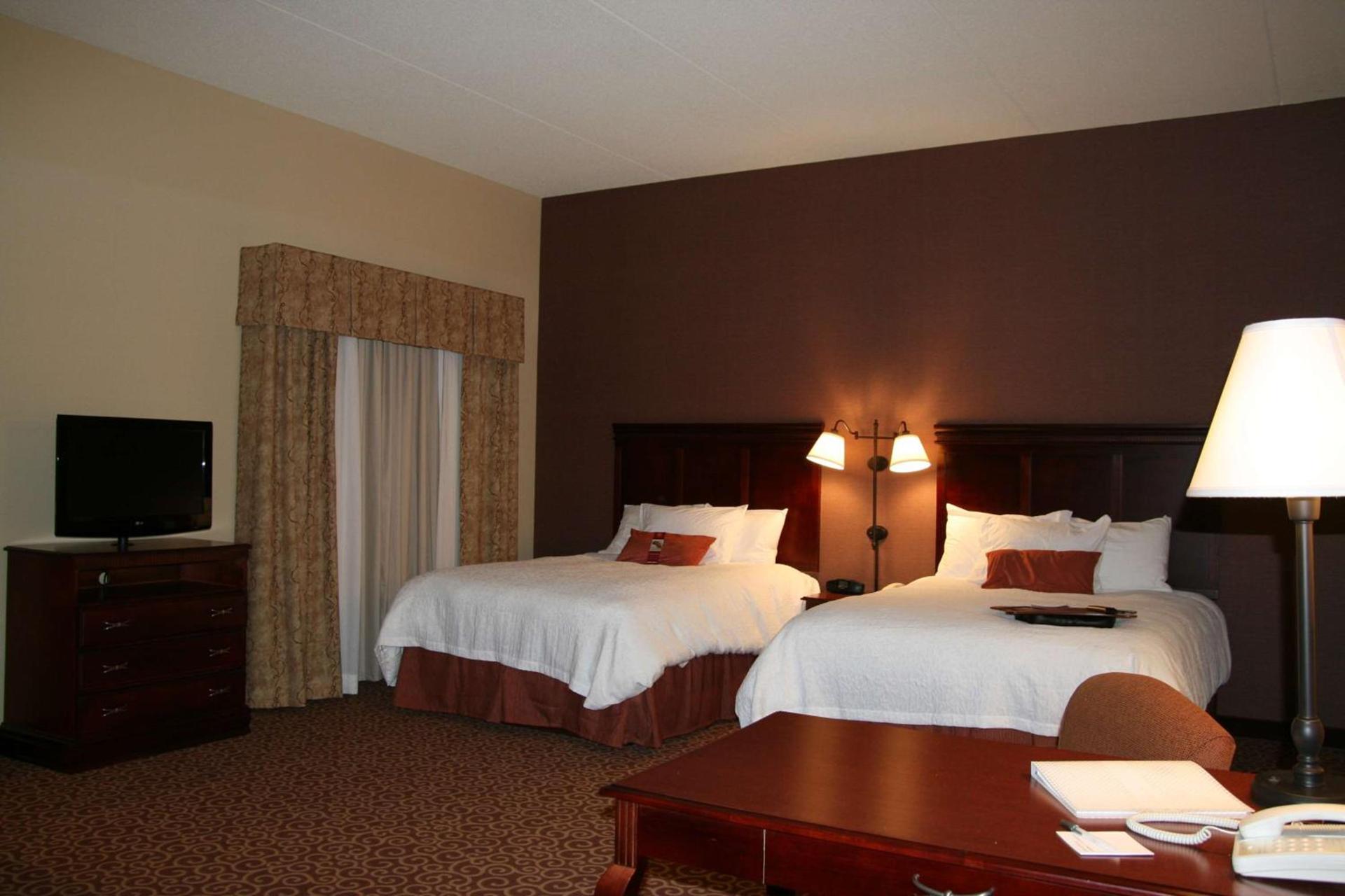 Hampton Inn & Suites Brookings photo 35