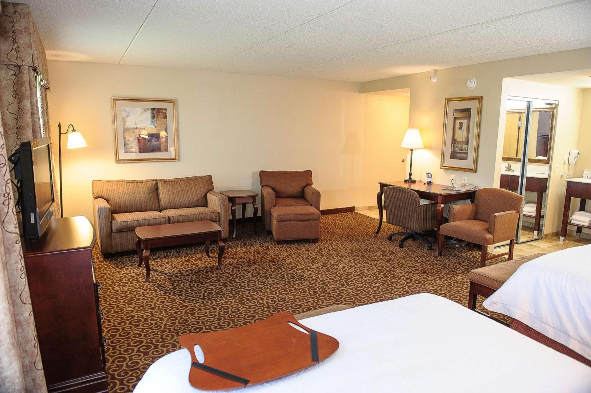 Hampton Inn & Suites Brookings photo 49