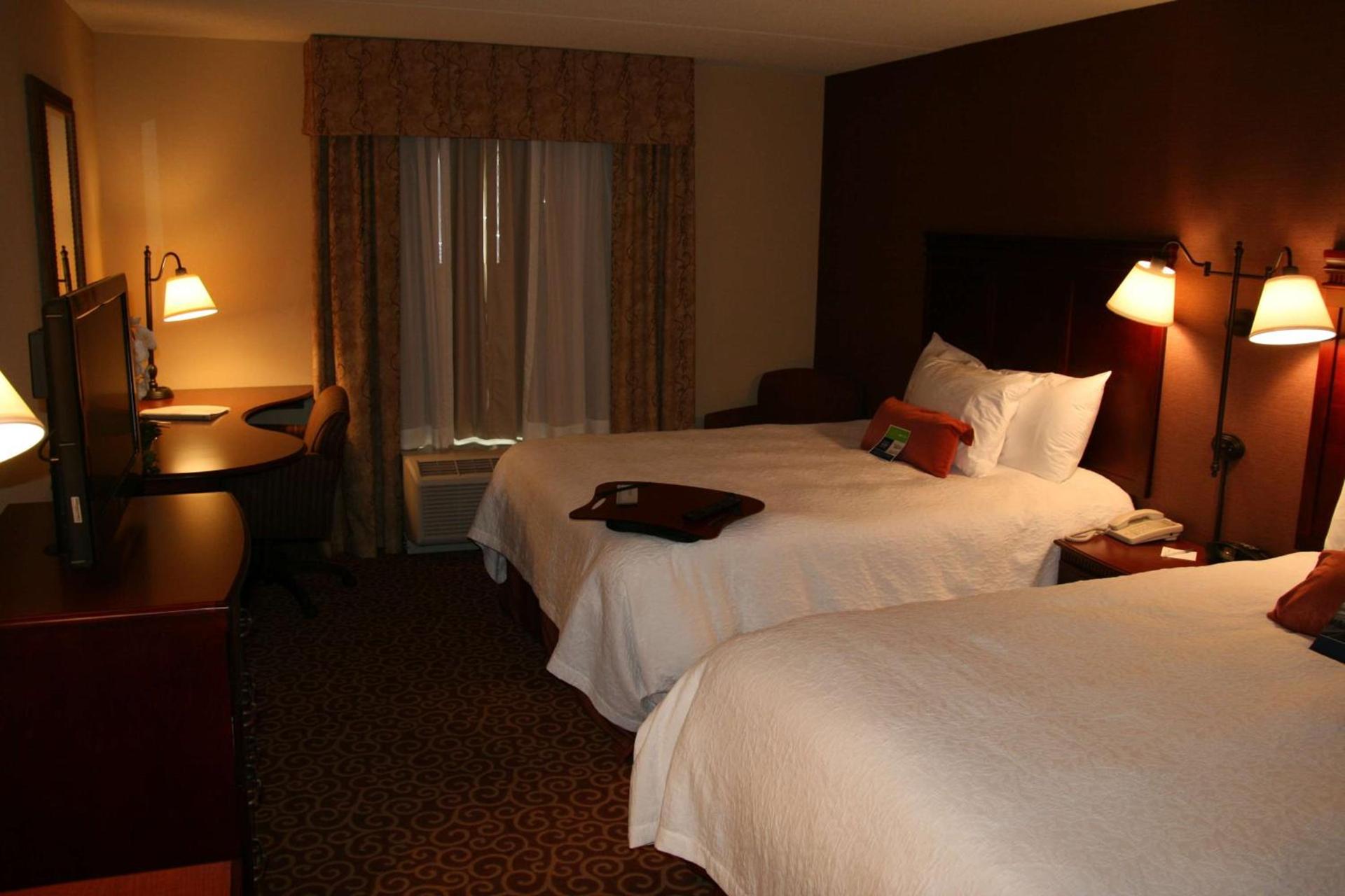 Hampton Inn & Suites Brookings photo 60