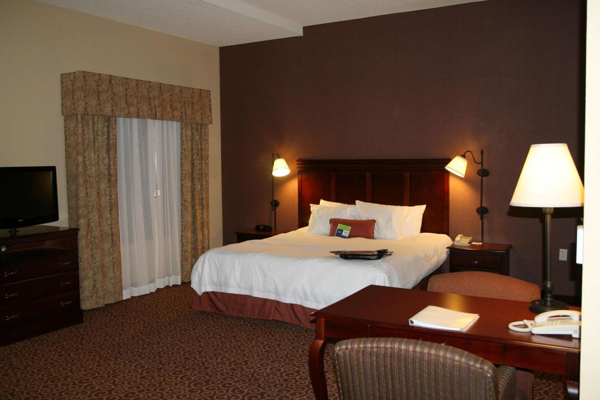 Hampton Inn & Suites Brookings photo 59