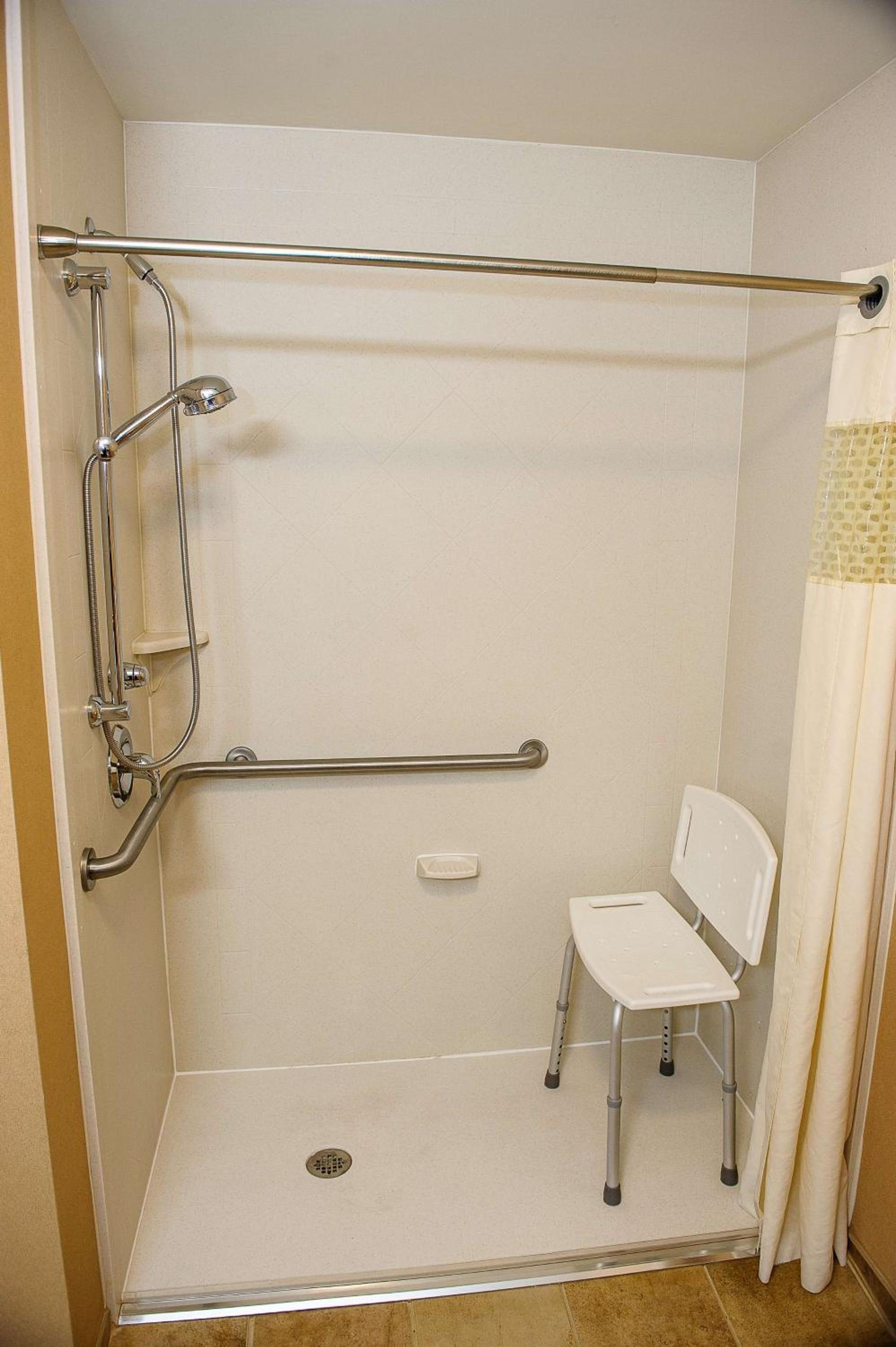 Hampton Inn & Suites Brookings photo 65