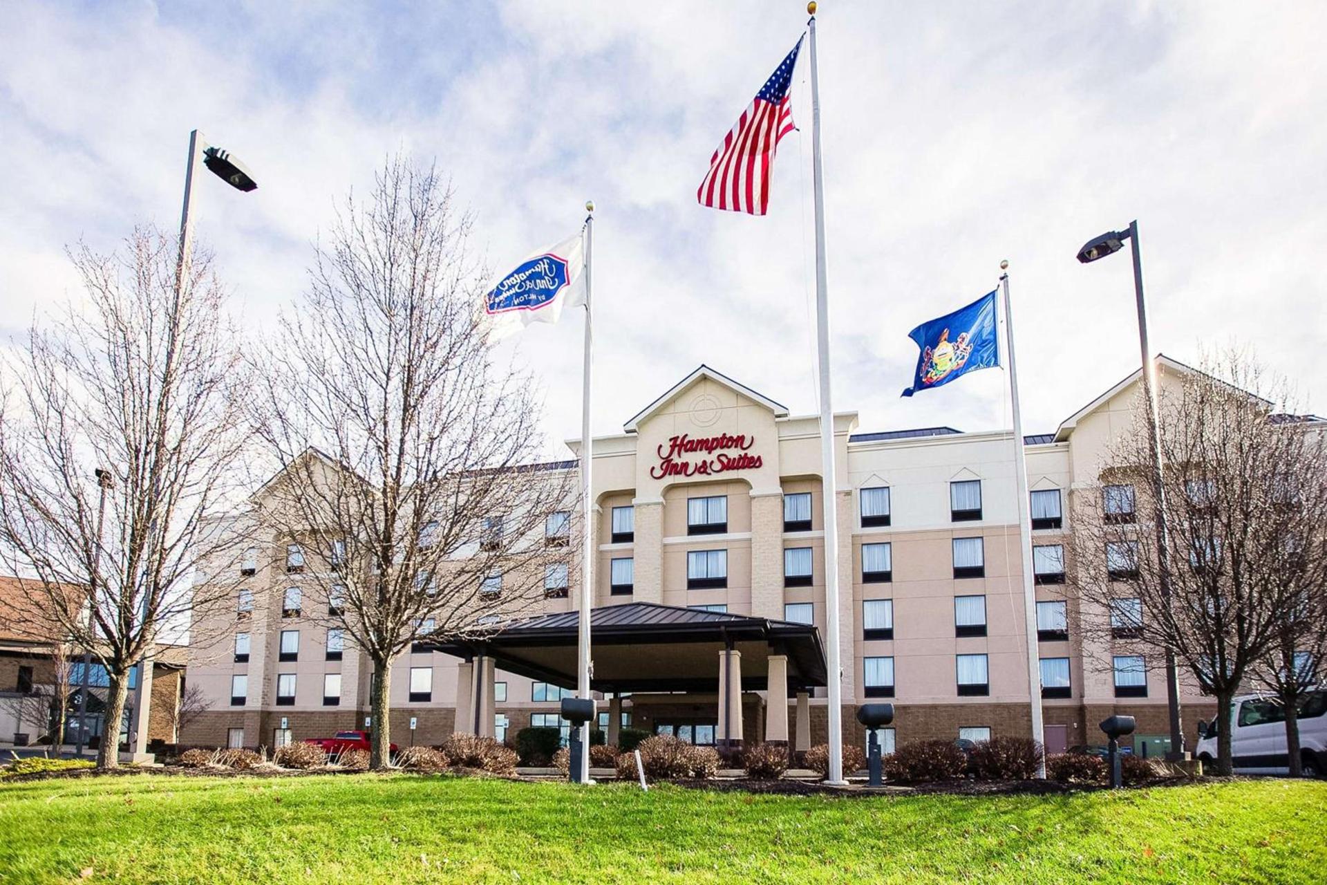 Hampton Inn & Suites Blairsville photo 1