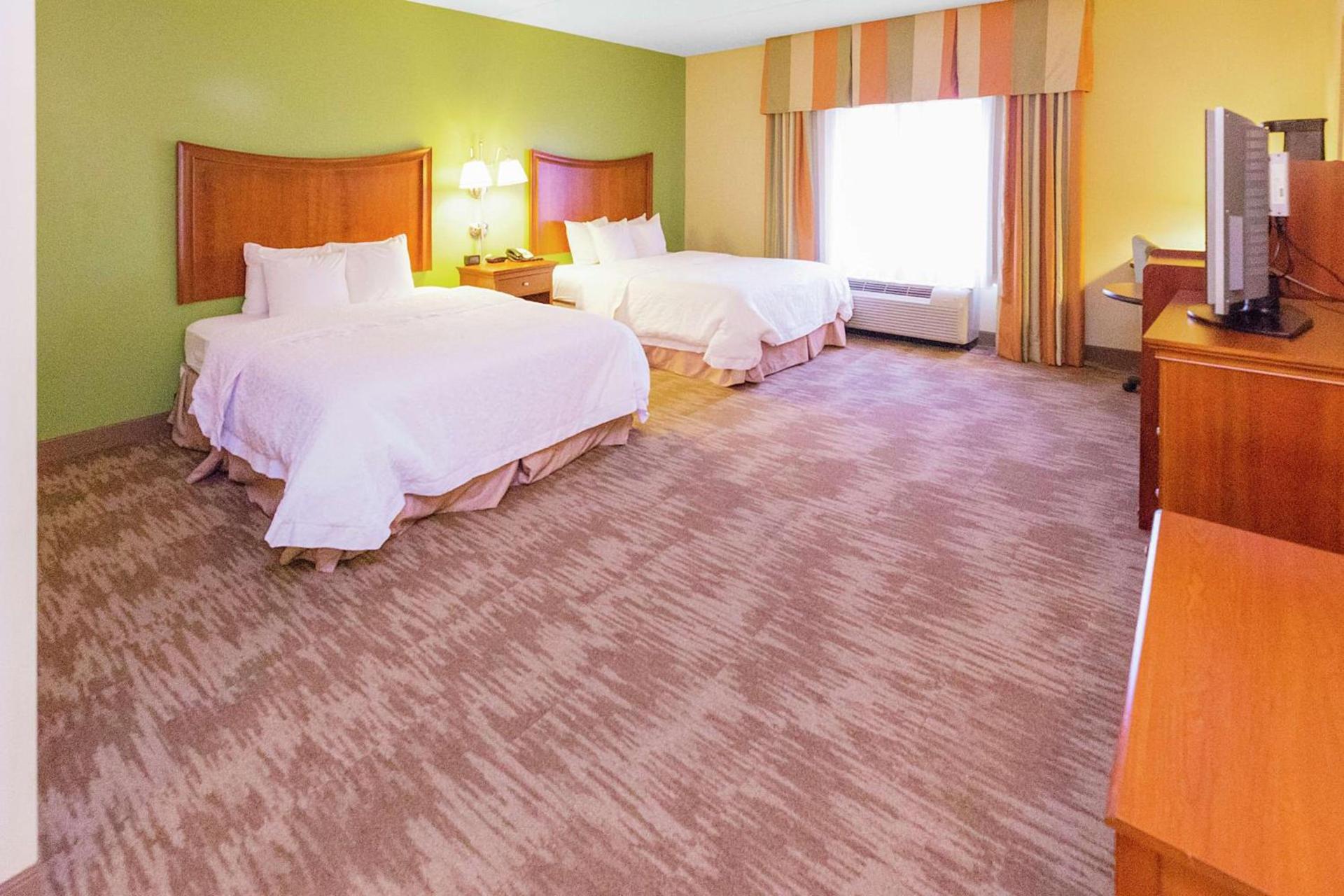 Hampton Inn & Suites Blairsville photo 33
