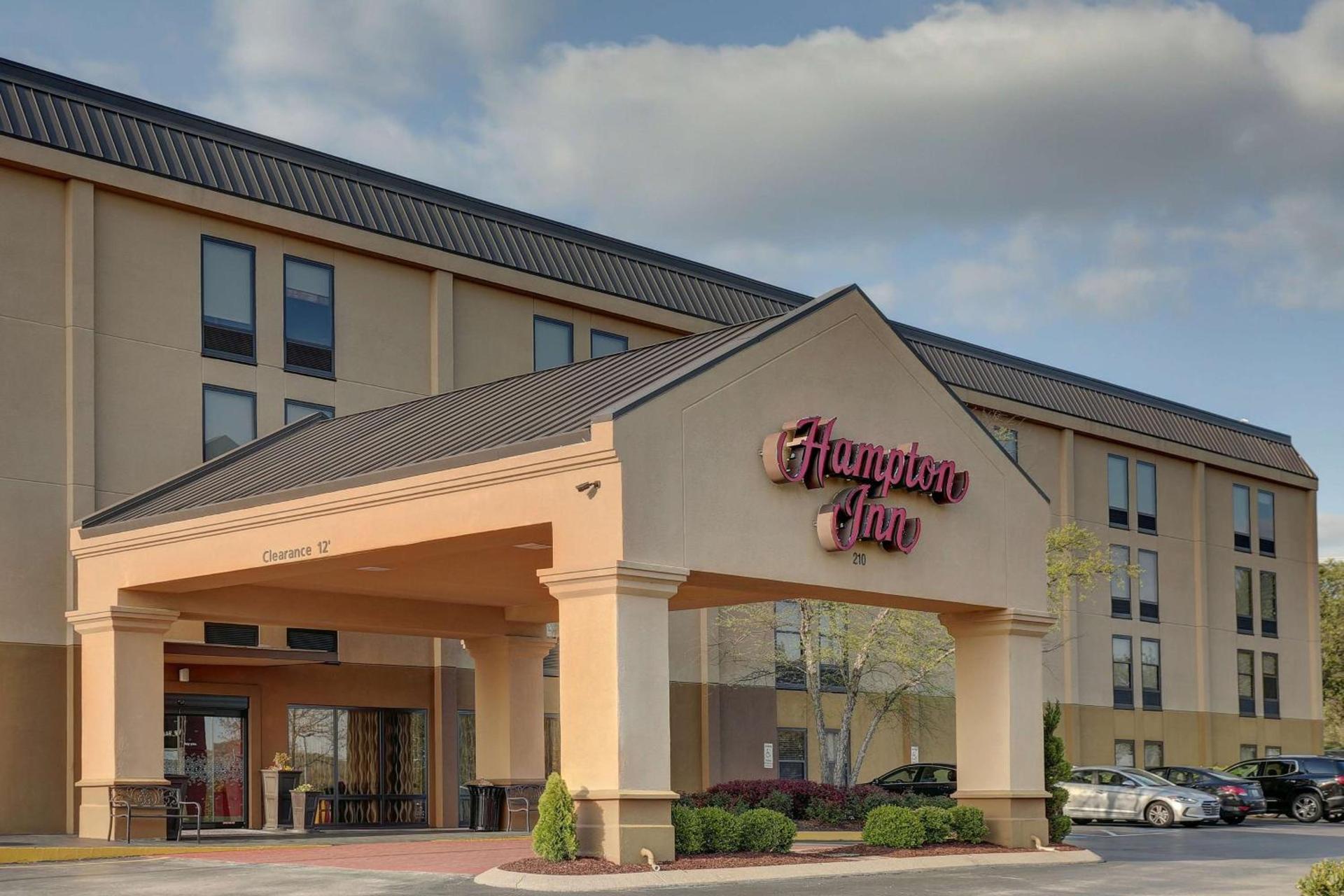 Hampton Inn Nashville-I-24 Hickory Hollow photo 2