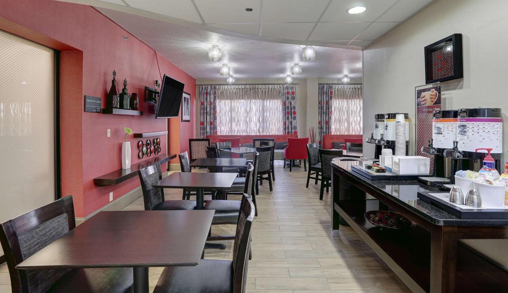 Hampton Inn Nashville-I-24 Hickory Hollow photo 13