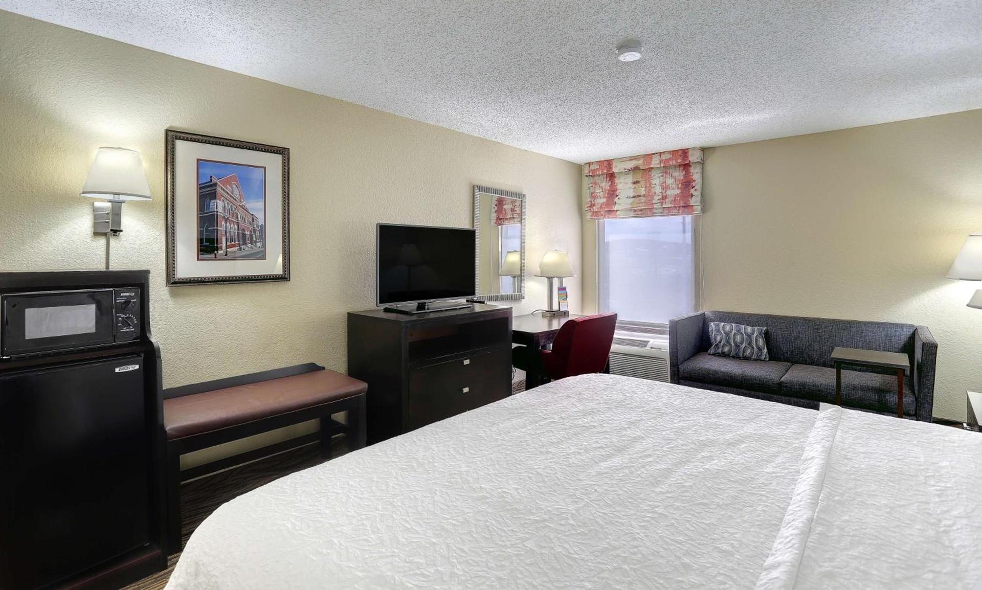 Hampton Inn Nashville-I-24 Hickory Hollow photo 24
