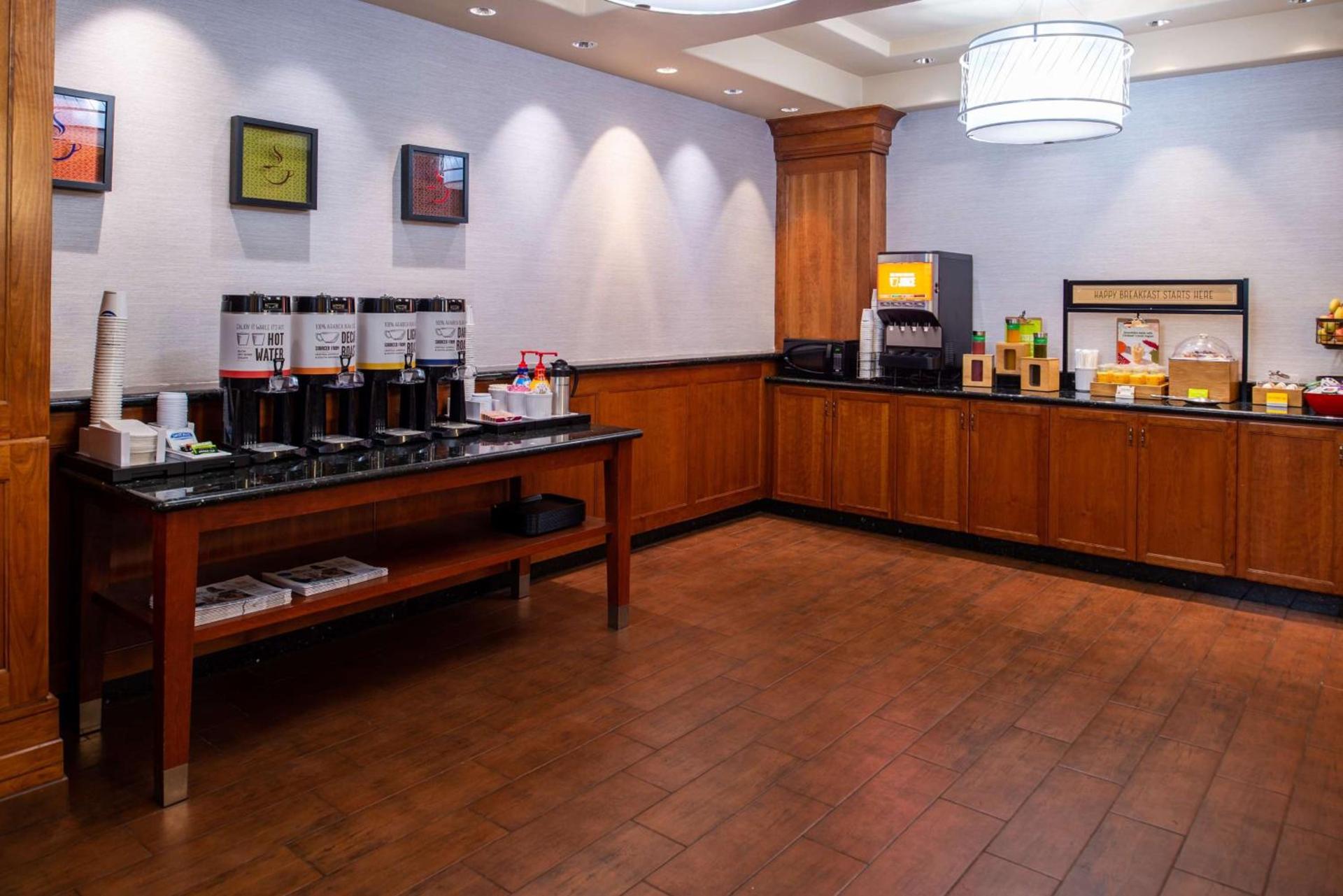 Hampton Inn & Suites Boise/Spectrum photo 18