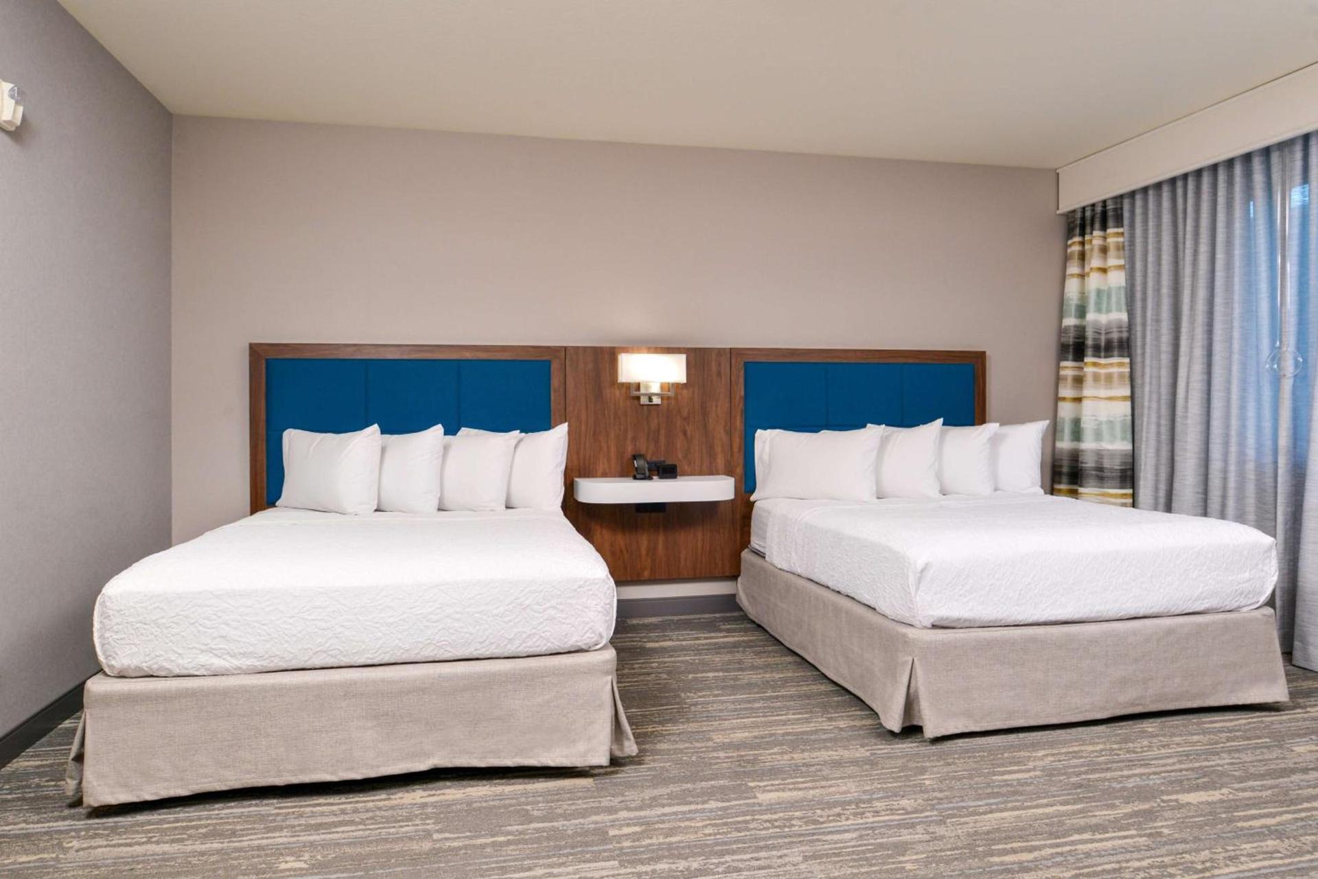 Hampton Inn & Suites Boise/Spectrum photo 41