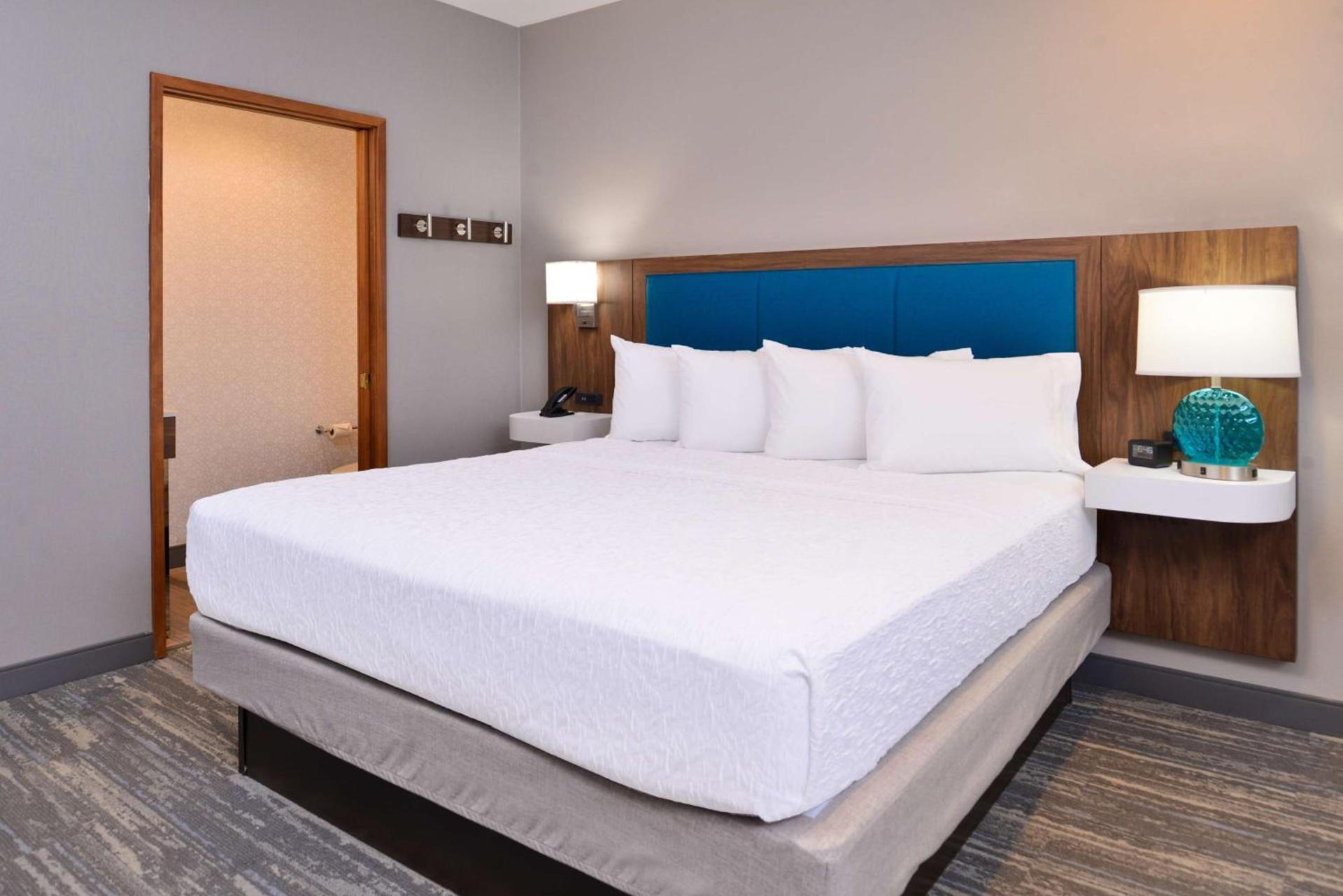Hampton Inn & Suites Boise/Spectrum photo 51