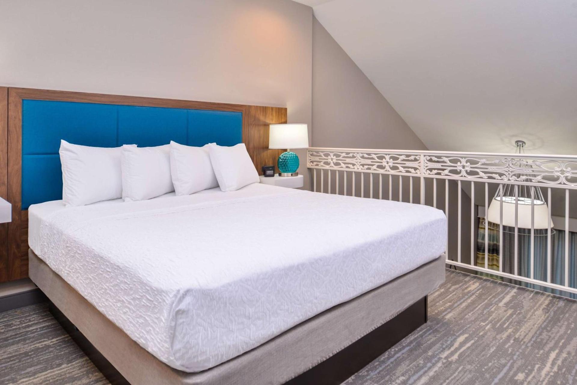 Hampton Inn & Suites Boise/Spectrum photo 53