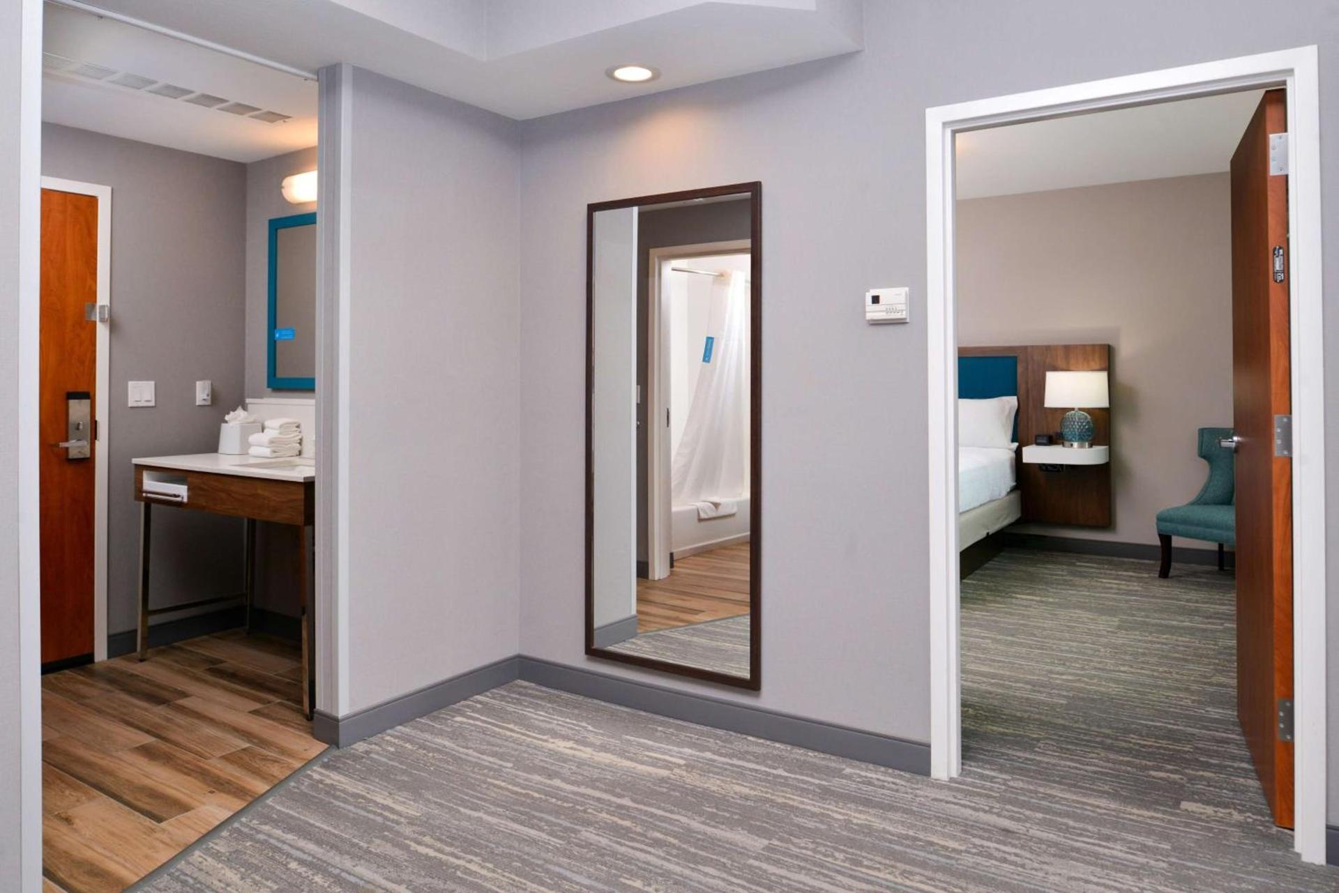 Hampton Inn & Suites Boise/Spectrum photo 78