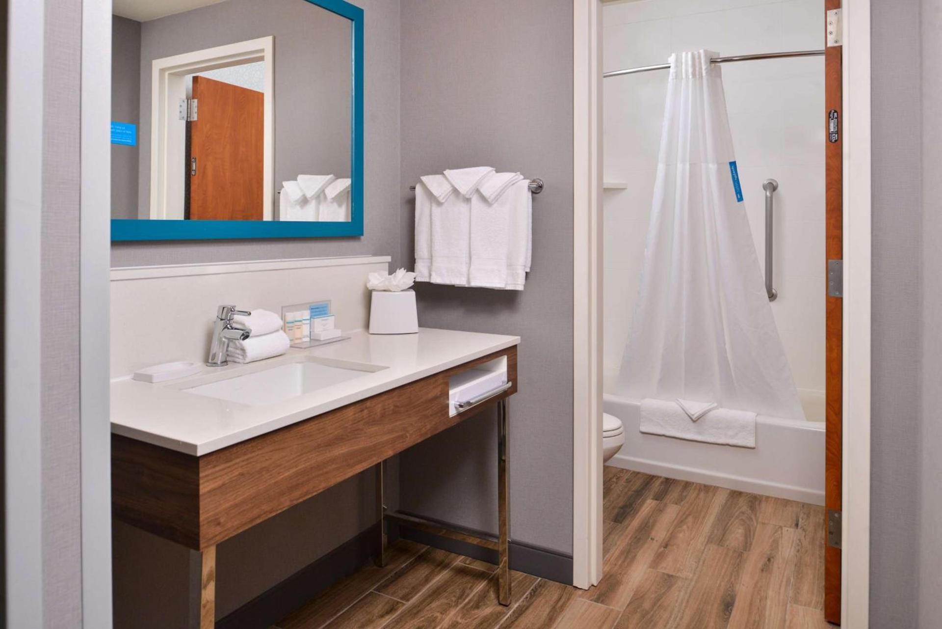 Hampton Inn & Suites Boise/Spectrum photo 79