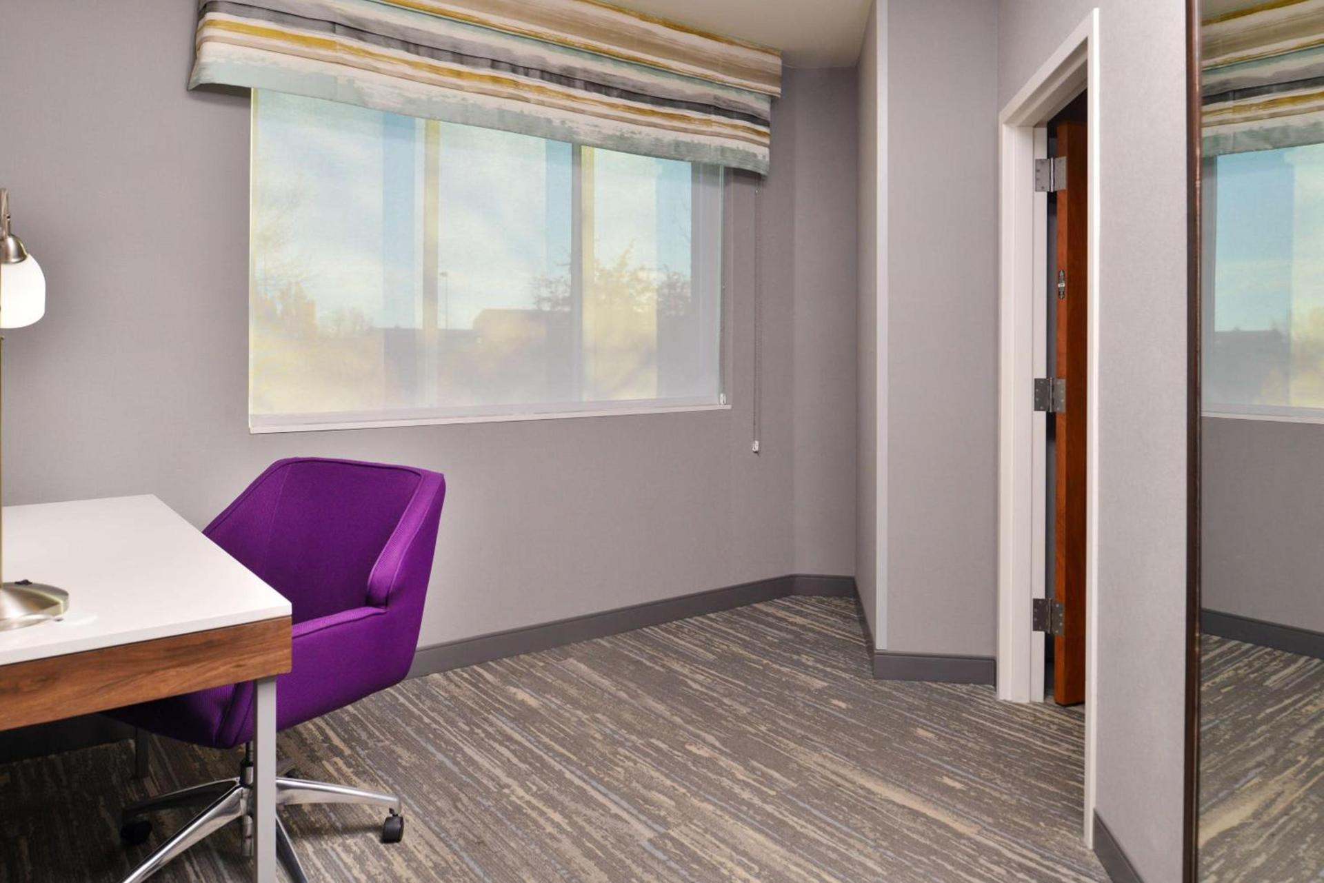 Hampton Inn & Suites Boise/Spectrum photo 83