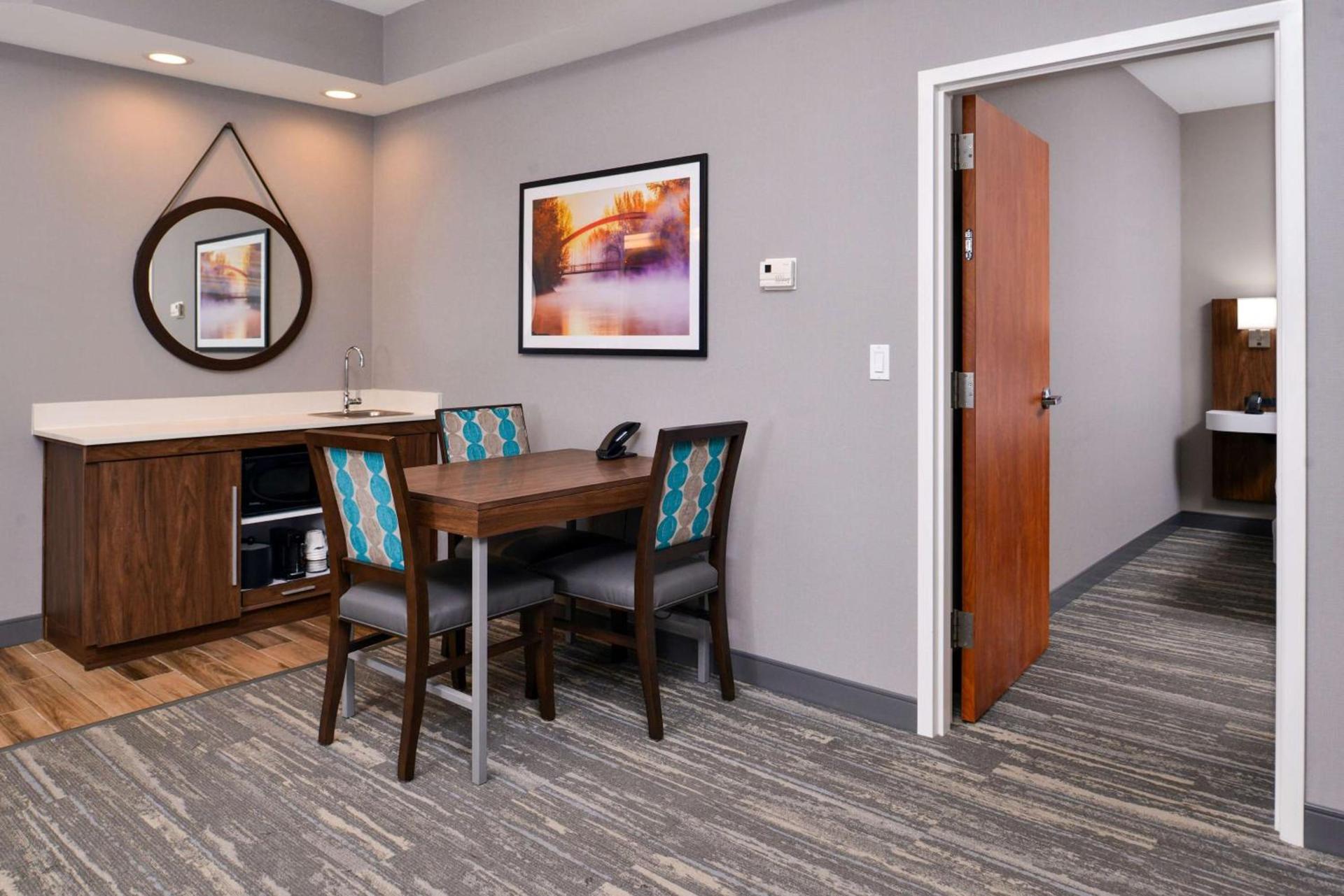 Hampton Inn & Suites Boise/Spectrum photo 98