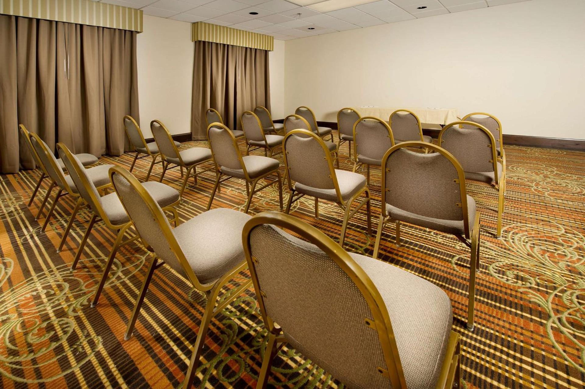 Hampton Inn Haverhill photo 38
