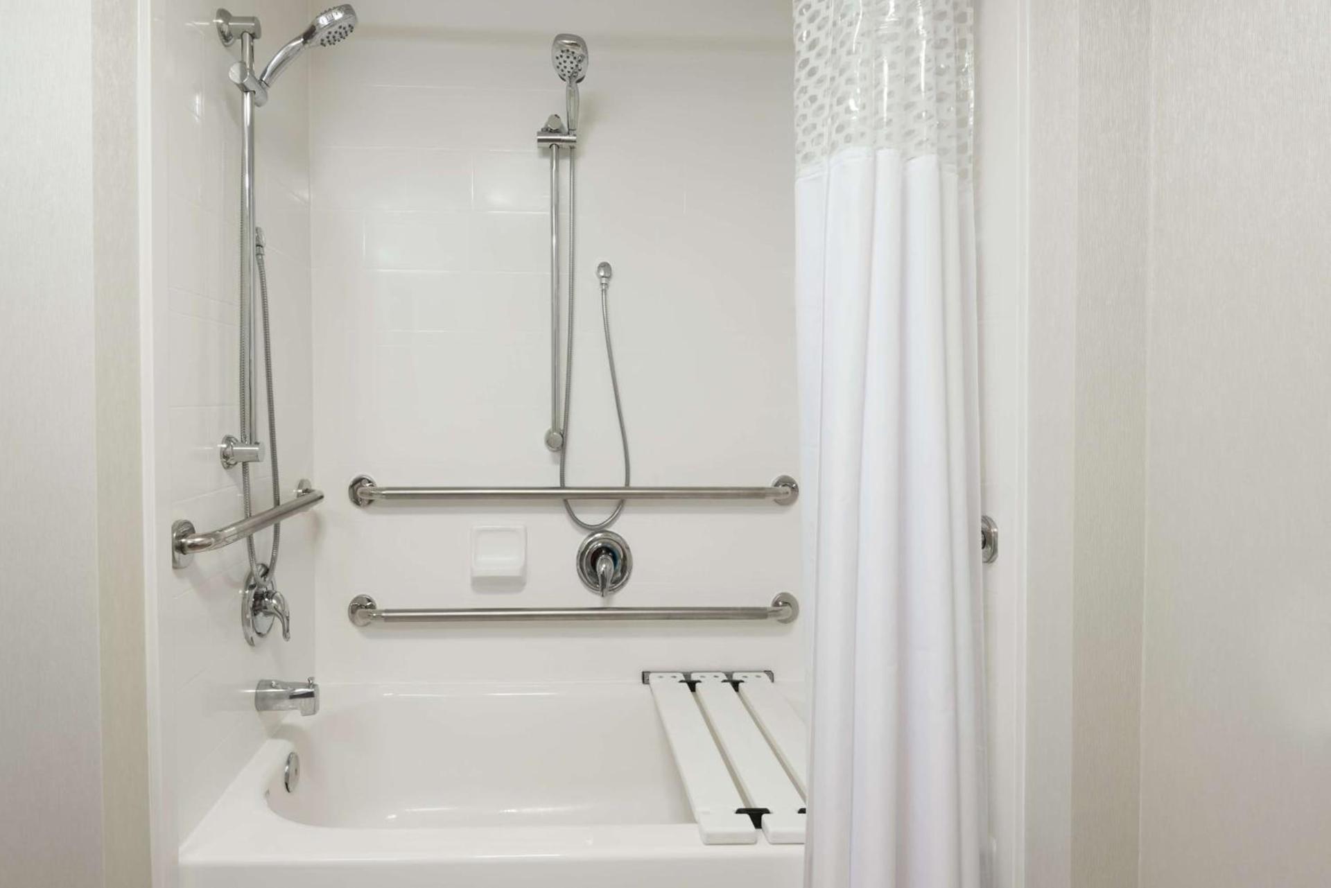 Hampton Inn Boston / Marlborough photo 25
