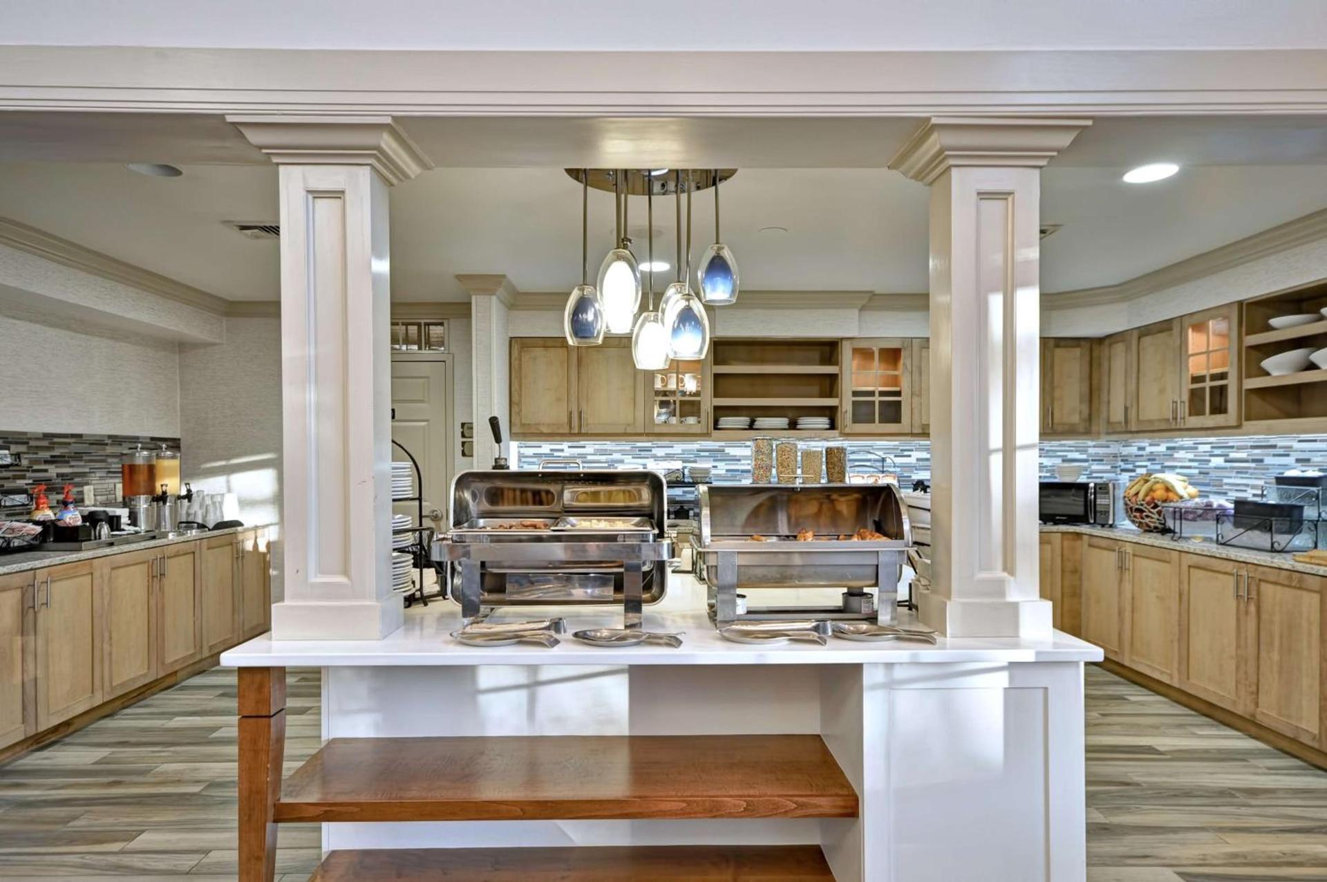 Homewood Suites by Hilton Boston - Peabody photo 18