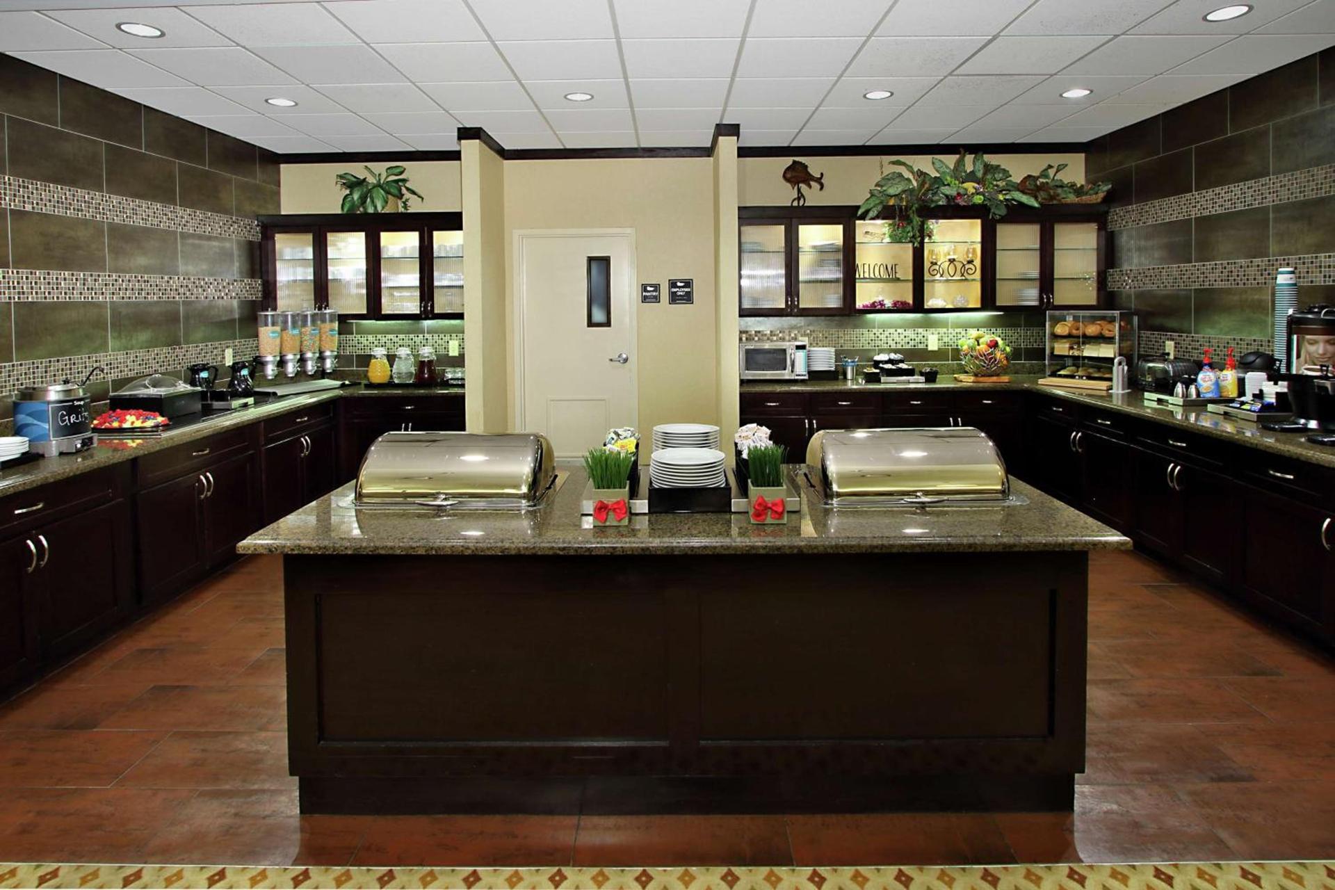 Homewood Suites Beaumont photo 3
