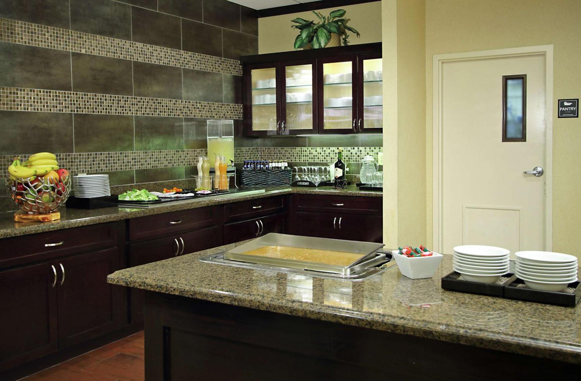 Homewood Suites Beaumont photo 6