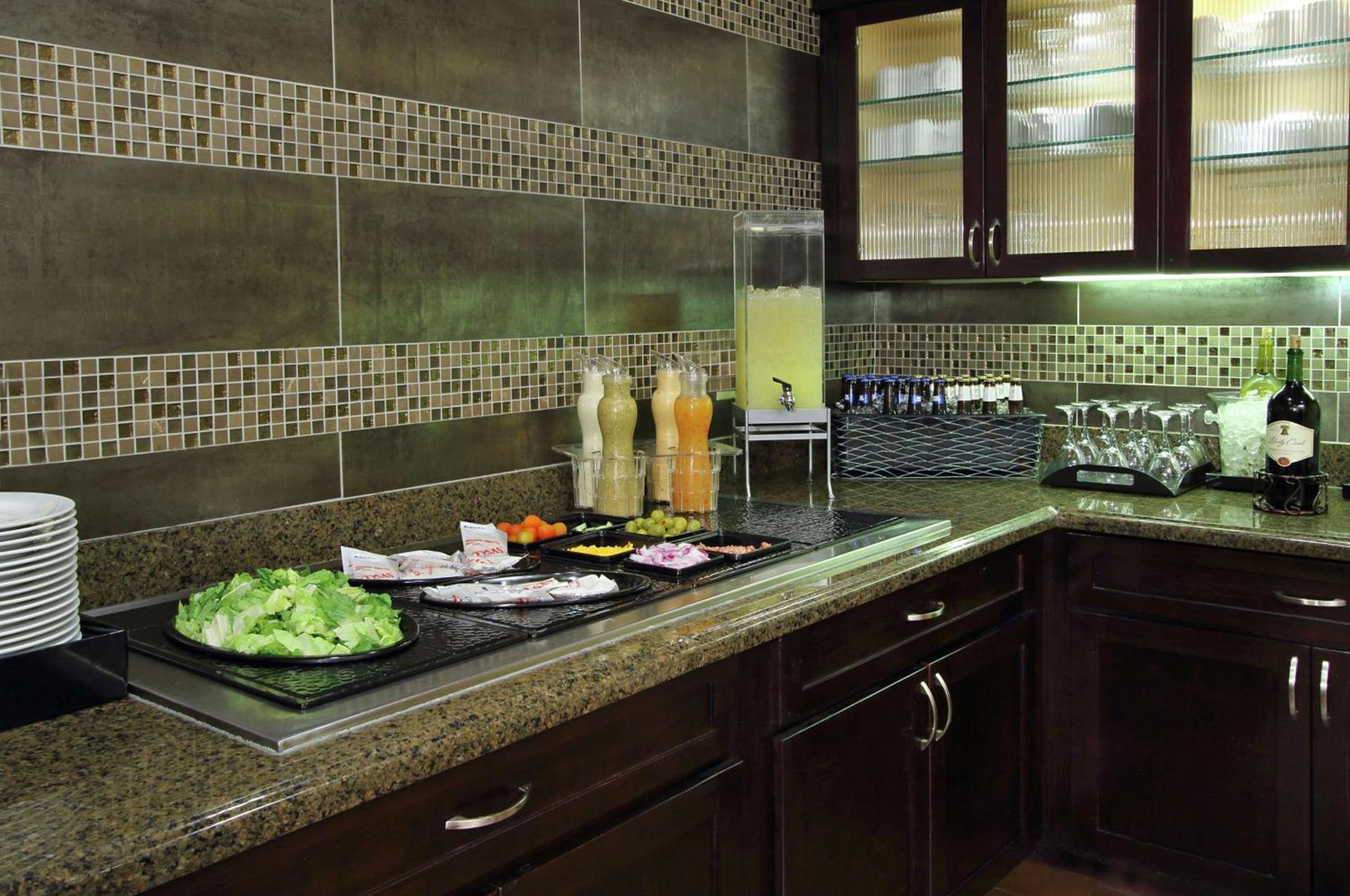 Homewood Suites Beaumont photo 5