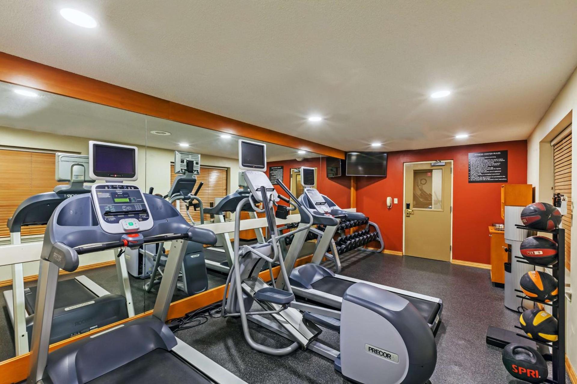 Homewood Suites by Hilton Brownsville photo 17