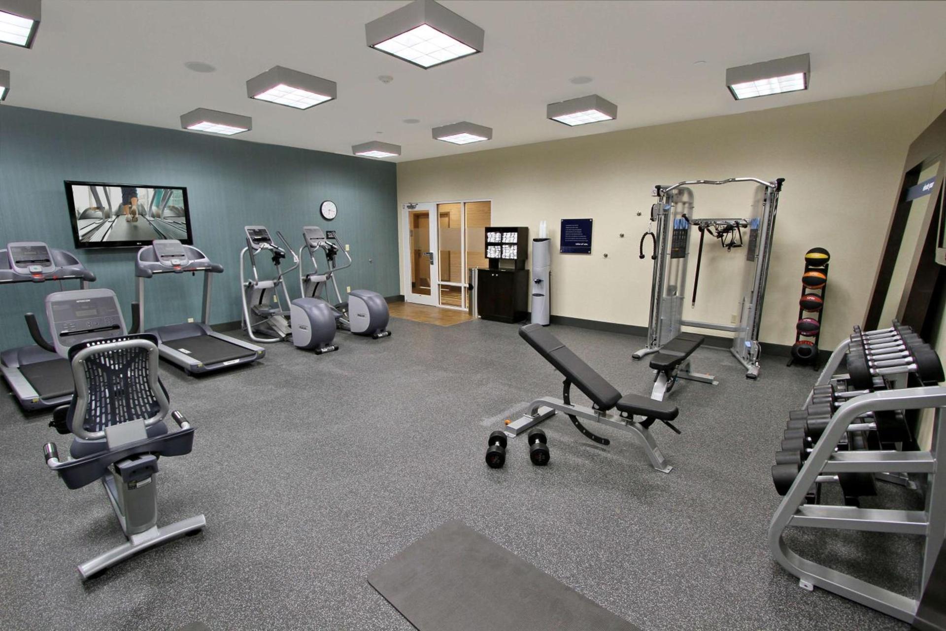 Hampton Inn & Suites Winnie photo 15