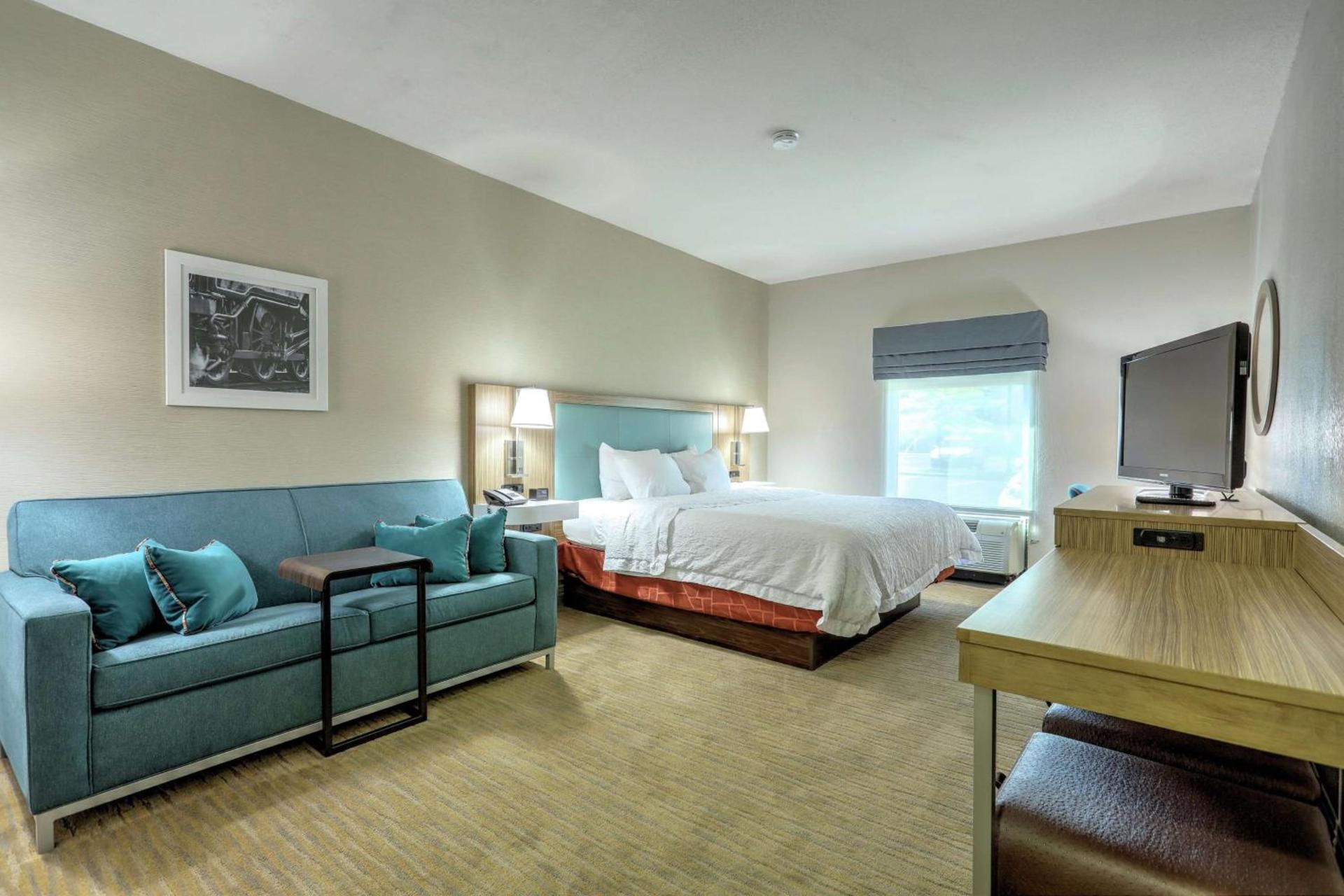 Hampton Inn Batavia photo 28