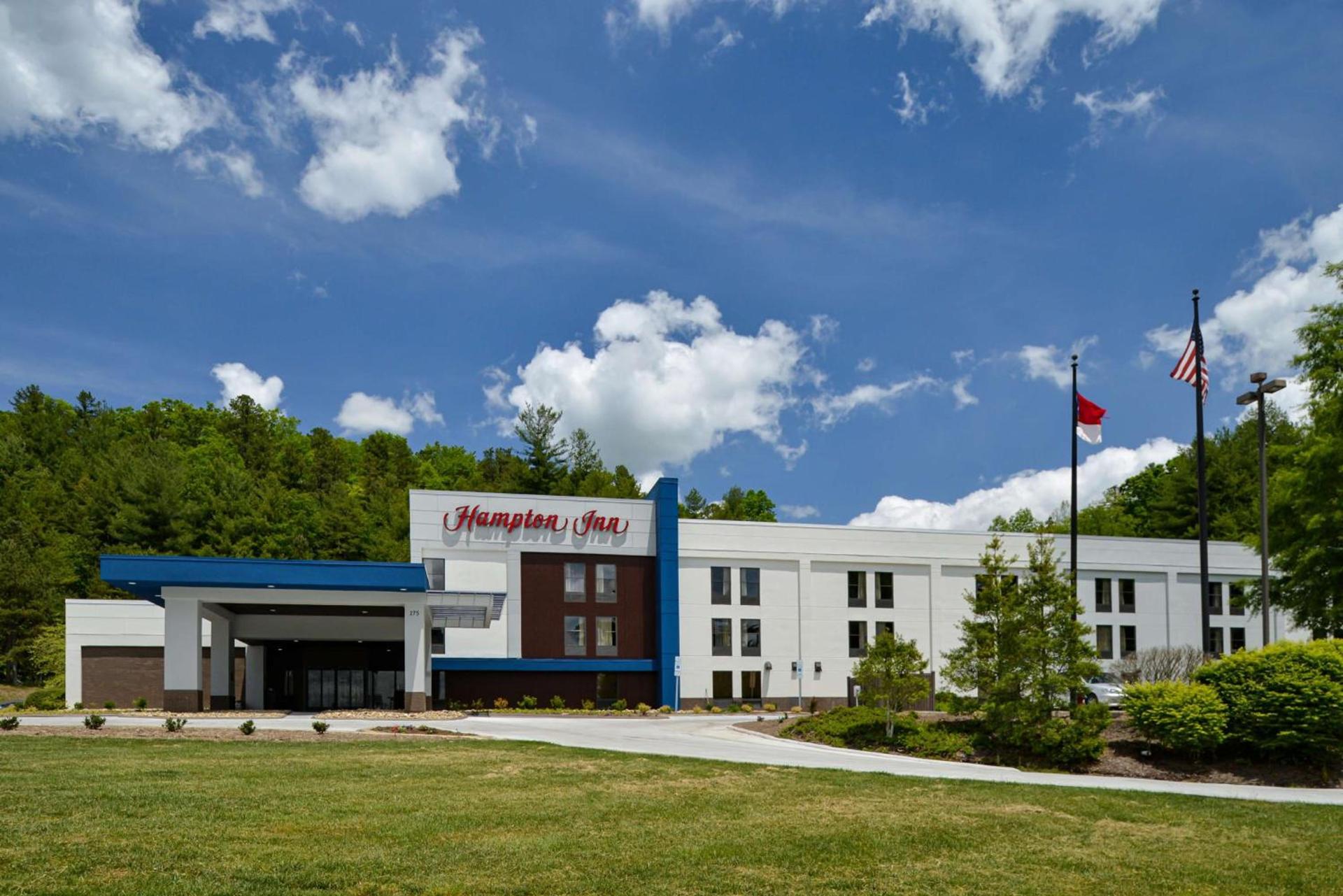 Hampton Inn Brevard photo 1