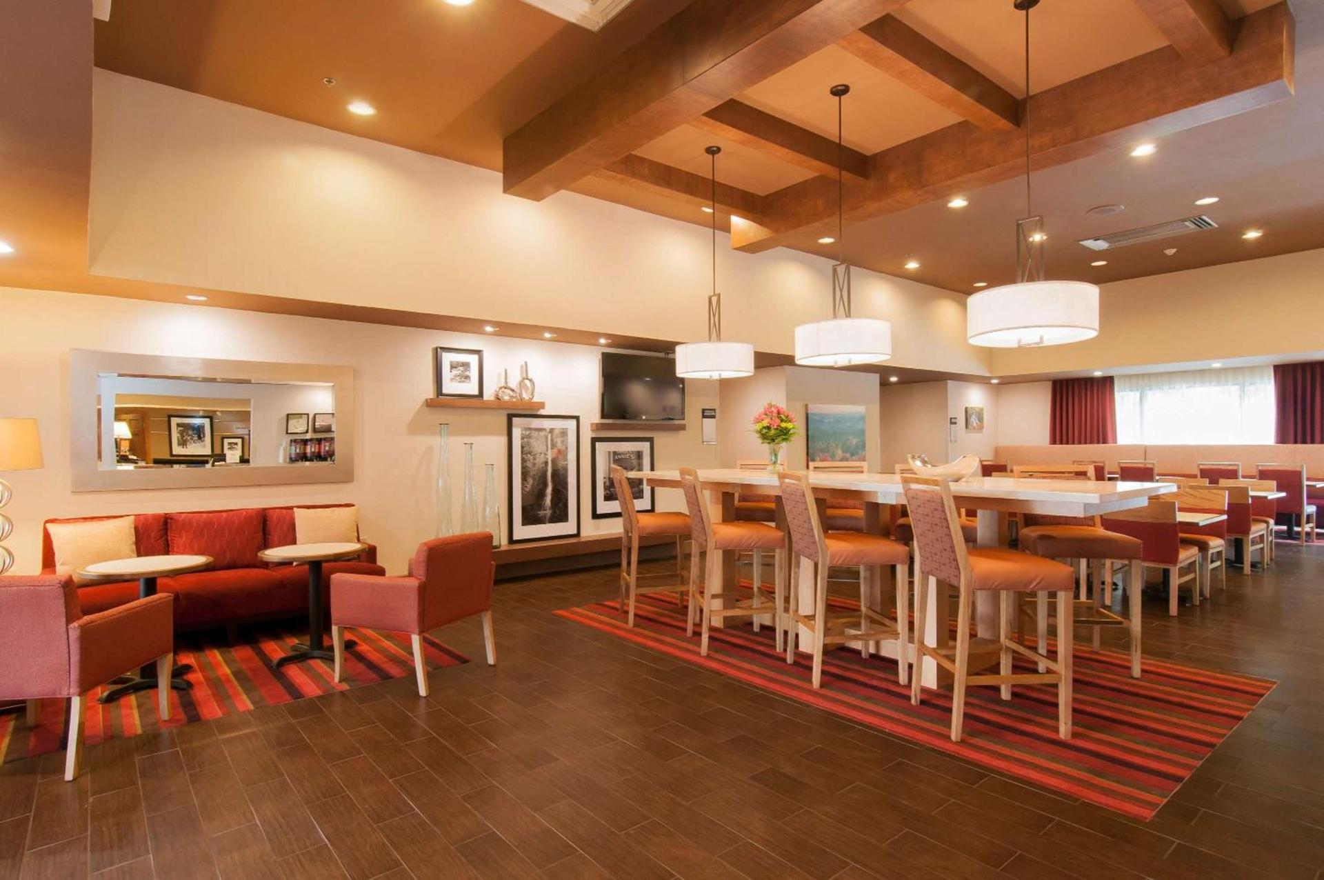 Hampton Inn Brevard photo 3