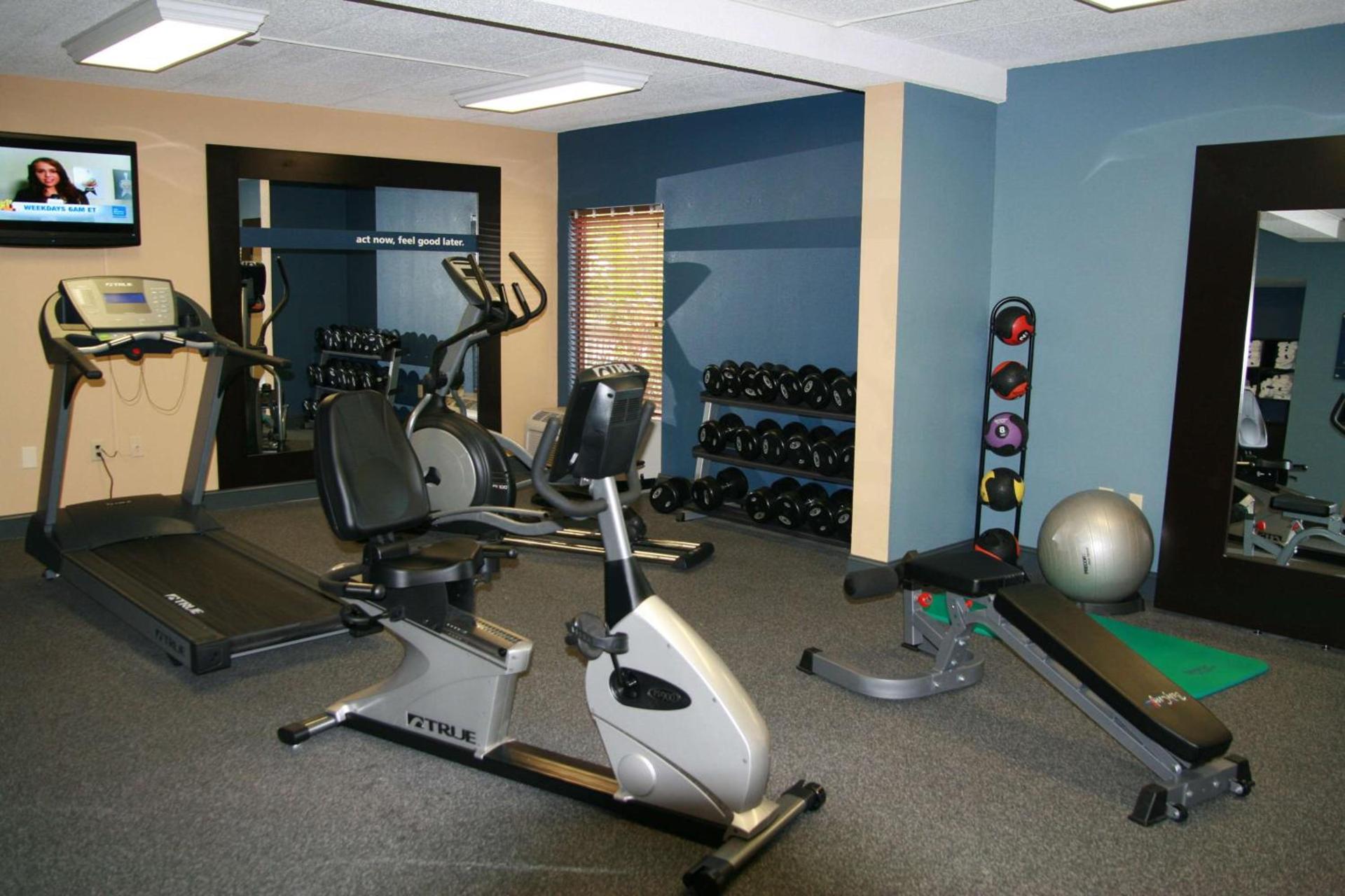 Hampton Inn Brevard photo 9