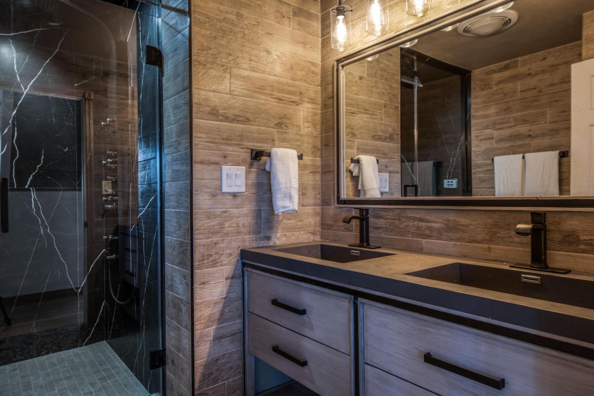 The Haüs Windham - Spacious Suites, Hot Tub, Mountain Views! photo 70