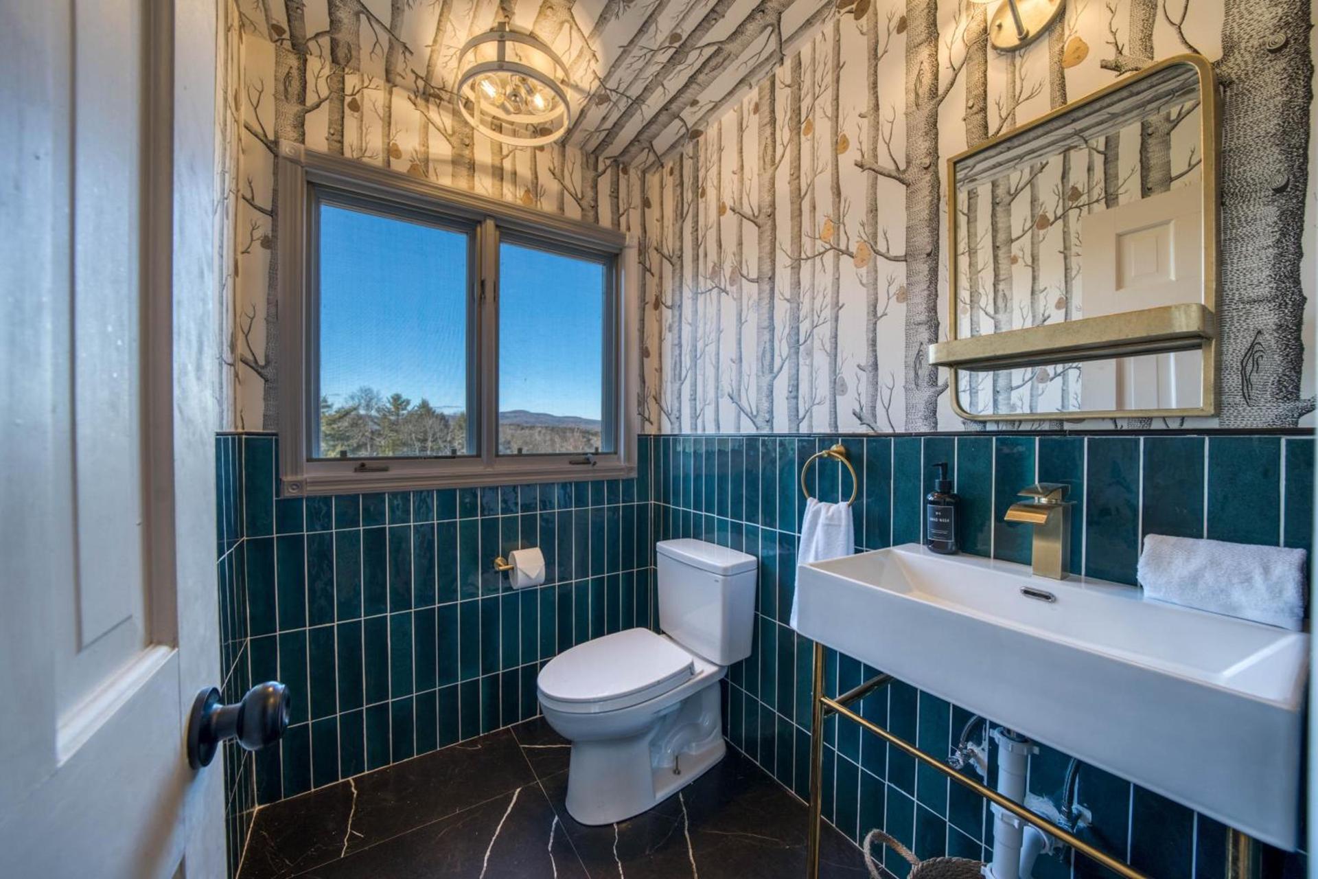 The Haüs Windham - Spacious Suites, Hot Tub, Mountain Views! photo 41