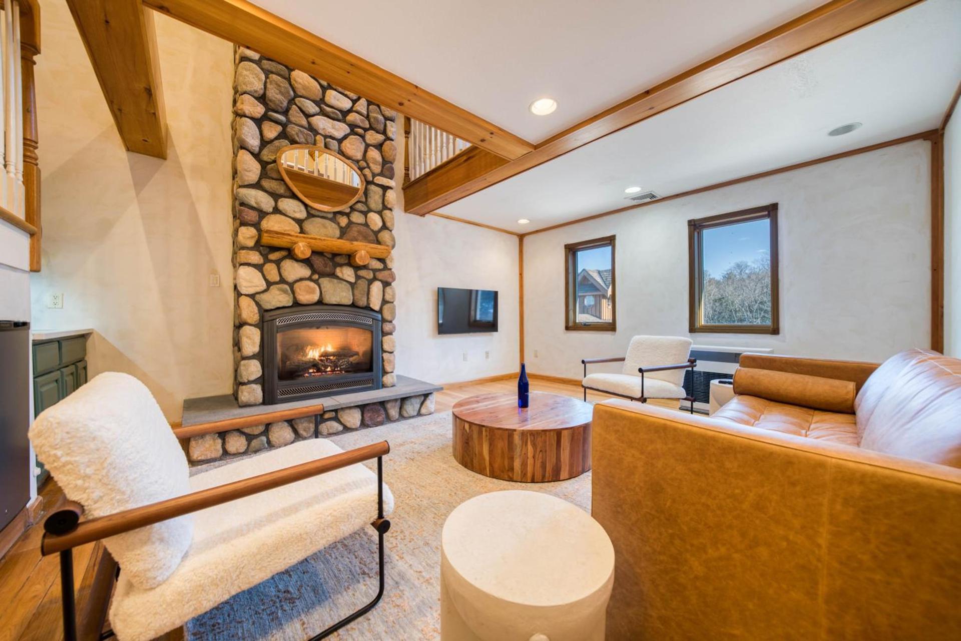 The Haüs Windham - Spacious Suites, Hot Tub, Mountain Views! photo 66