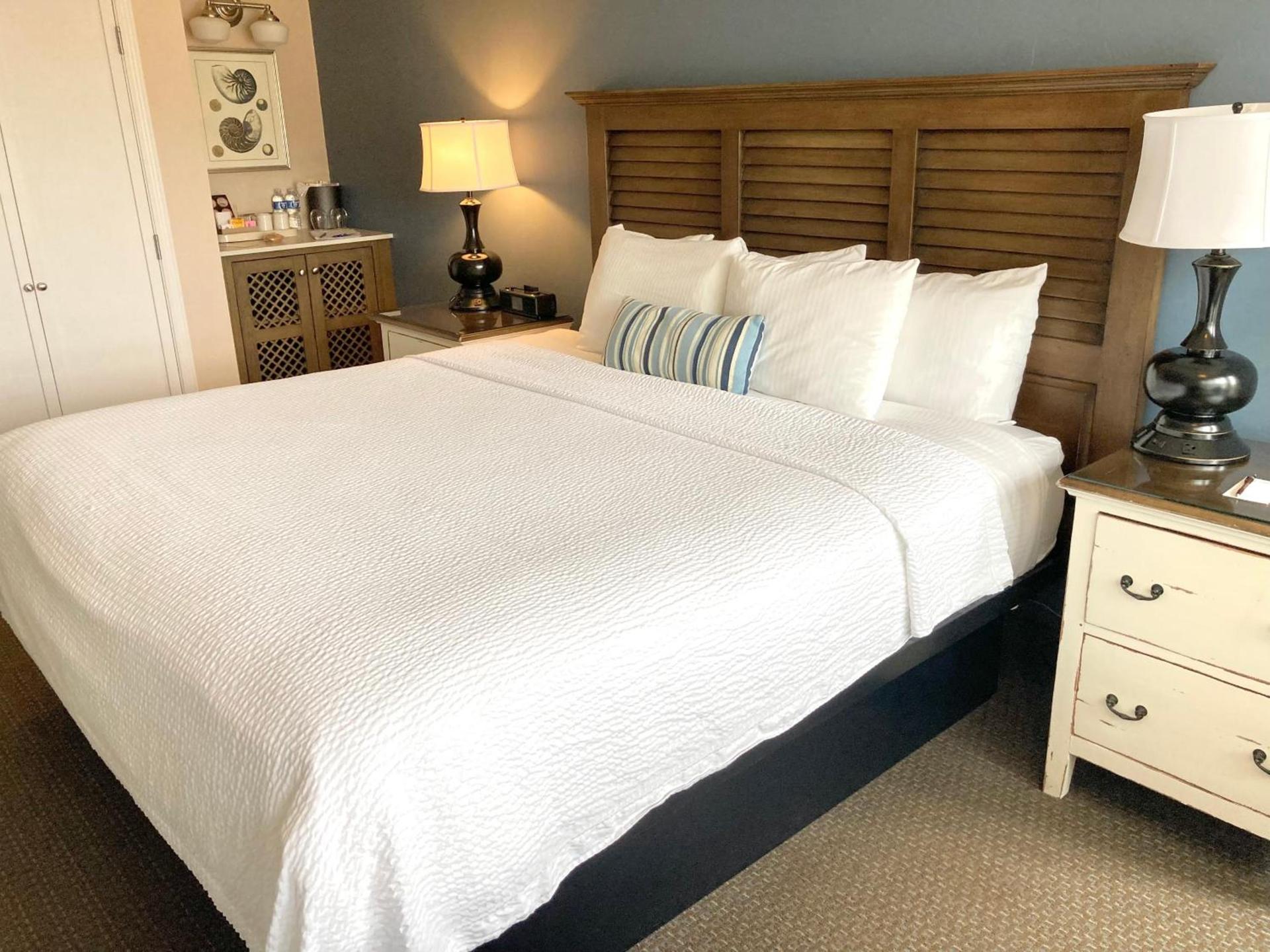 Sand Pebbles Inn photo 63