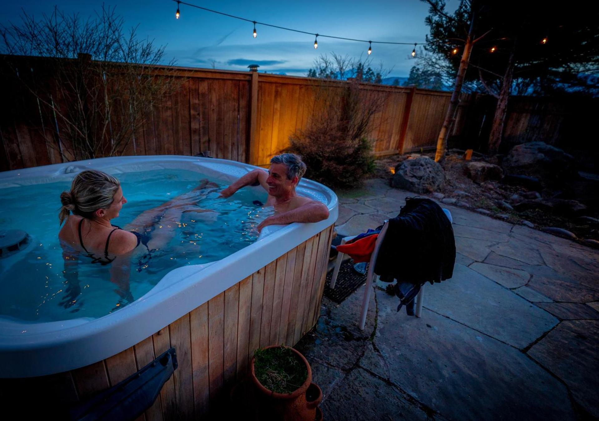 The Stranger Lodge - Pet Friendly photo 33