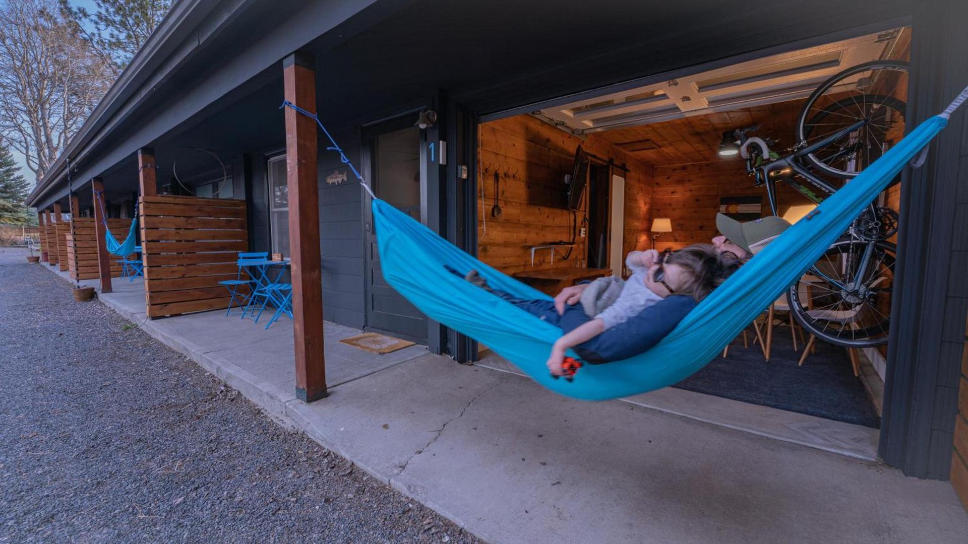 The Stranger Lodge - Pet Friendly photo 59