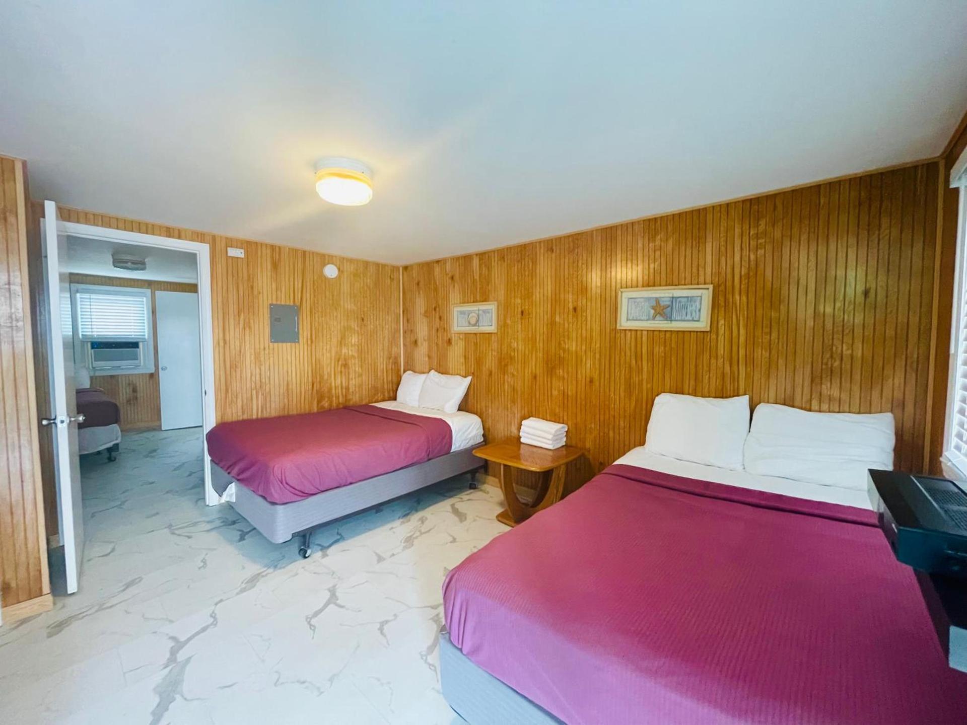 Boardwalk Sand & Surf Beach Hotel Oceanfront photo 43