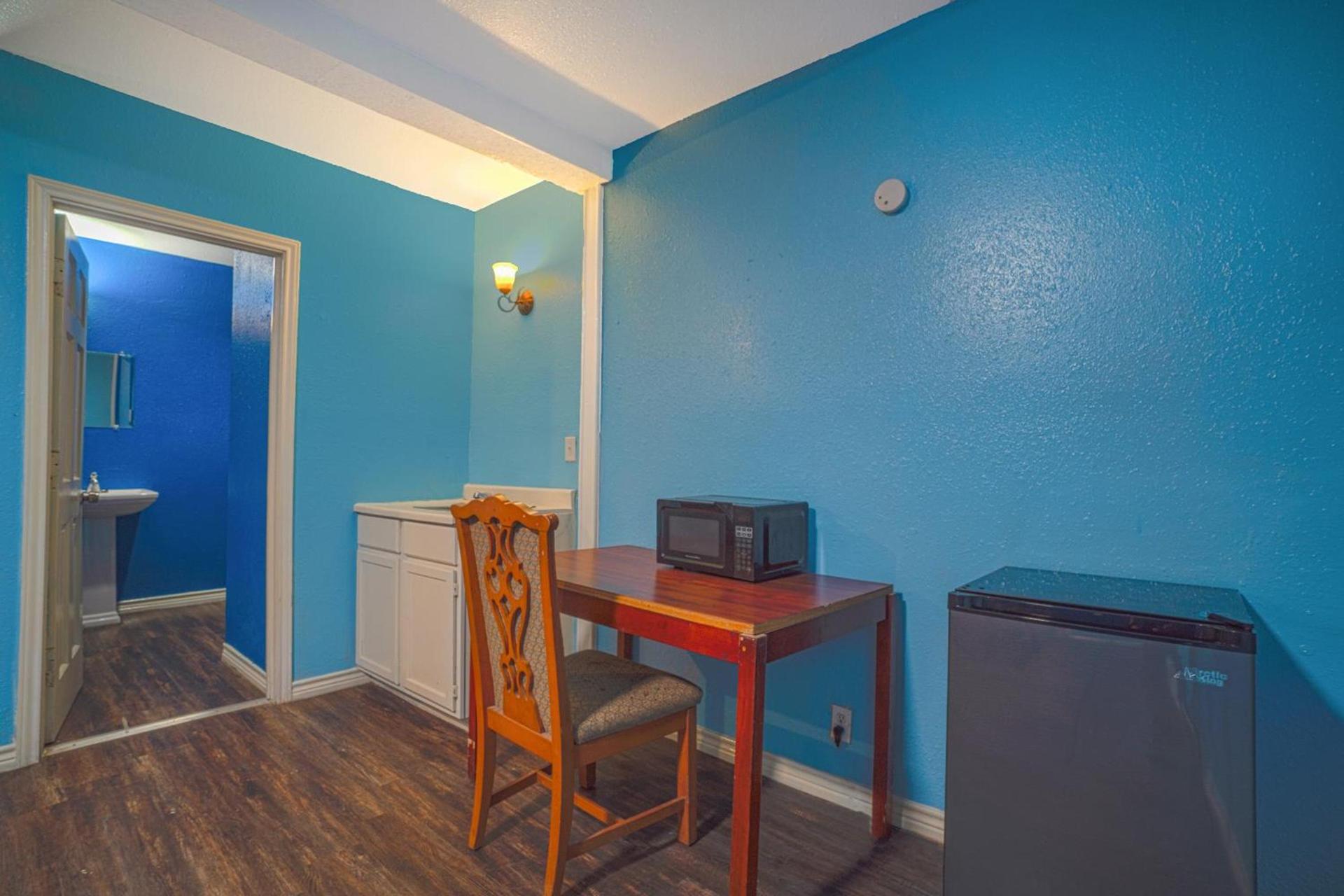 Plaza Motel Corpus Christi by OYO photo 39