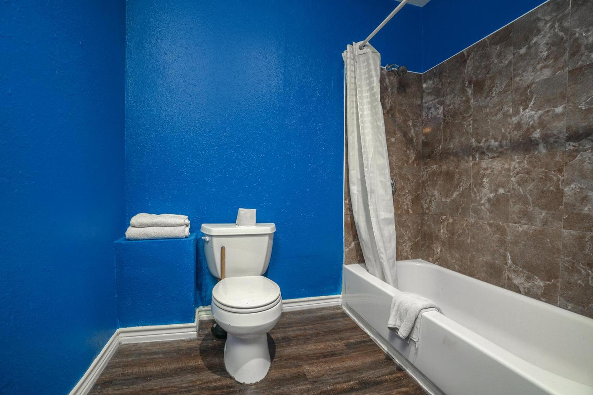 Plaza Motel Corpus Christi by OYO photo 44