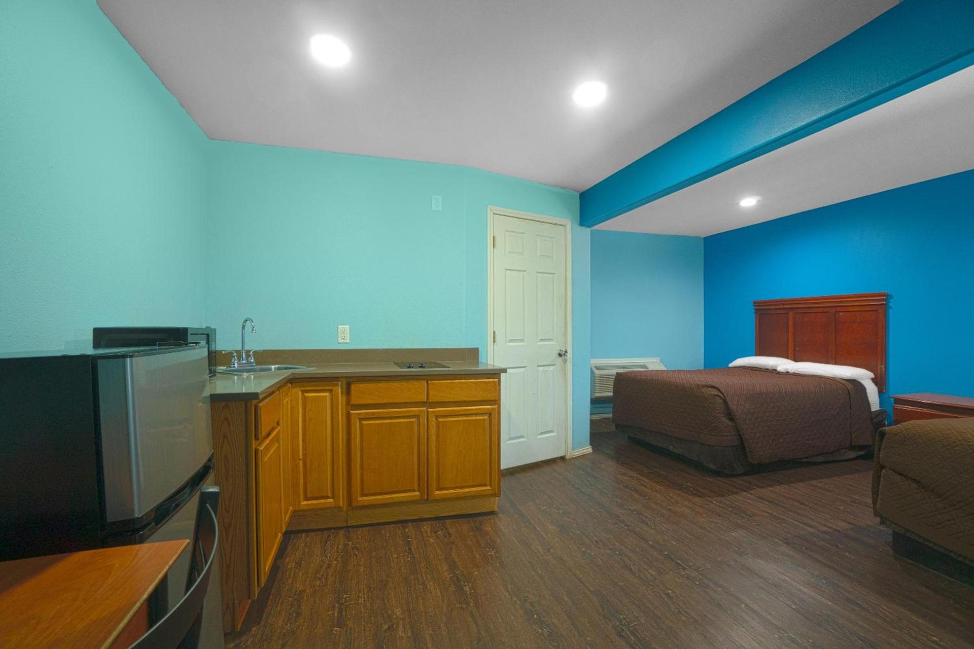 Plaza Motel Corpus Christi by OYO photo 70