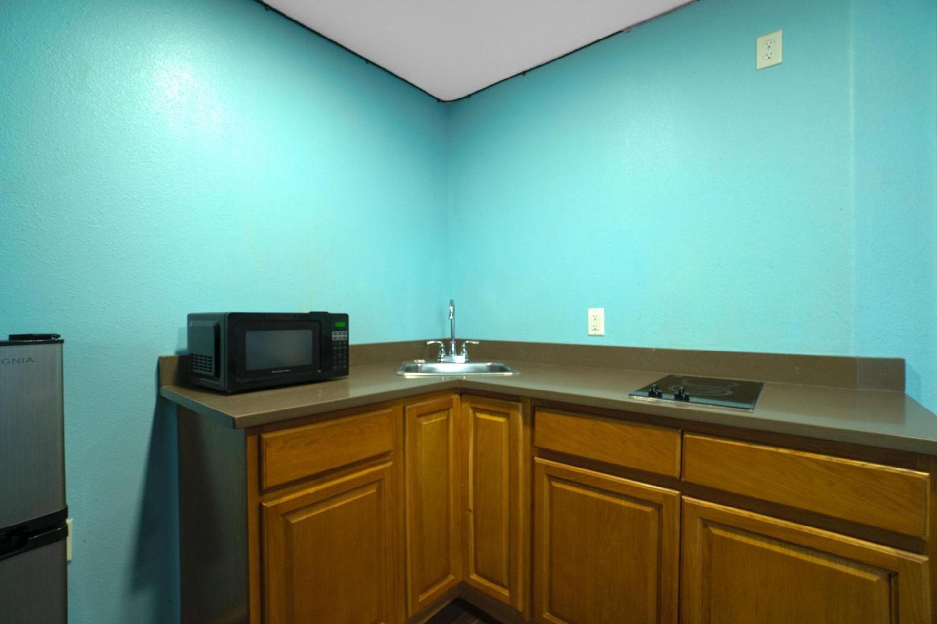 Plaza Motel Corpus Christi by OYO photo 76