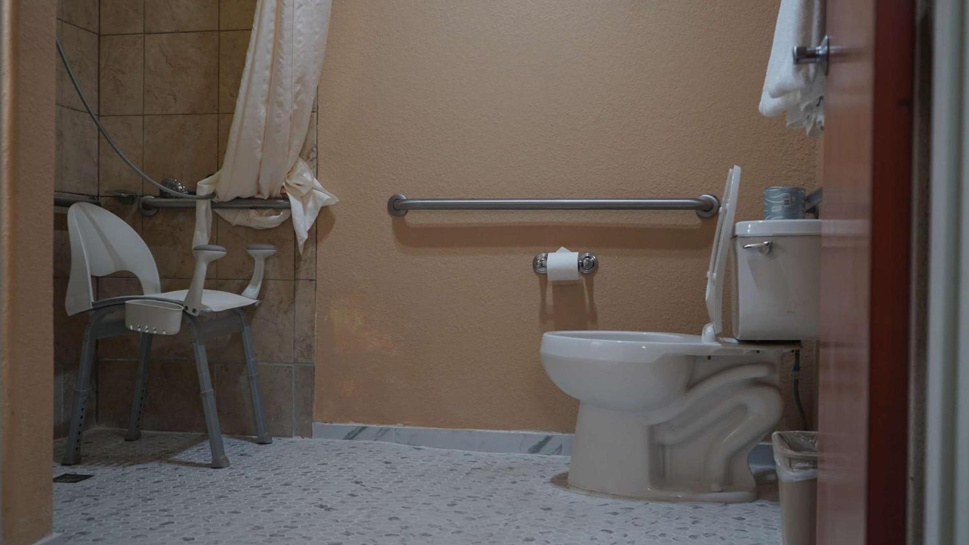 Best Western Lubbock West Inn & Suites photo 31
