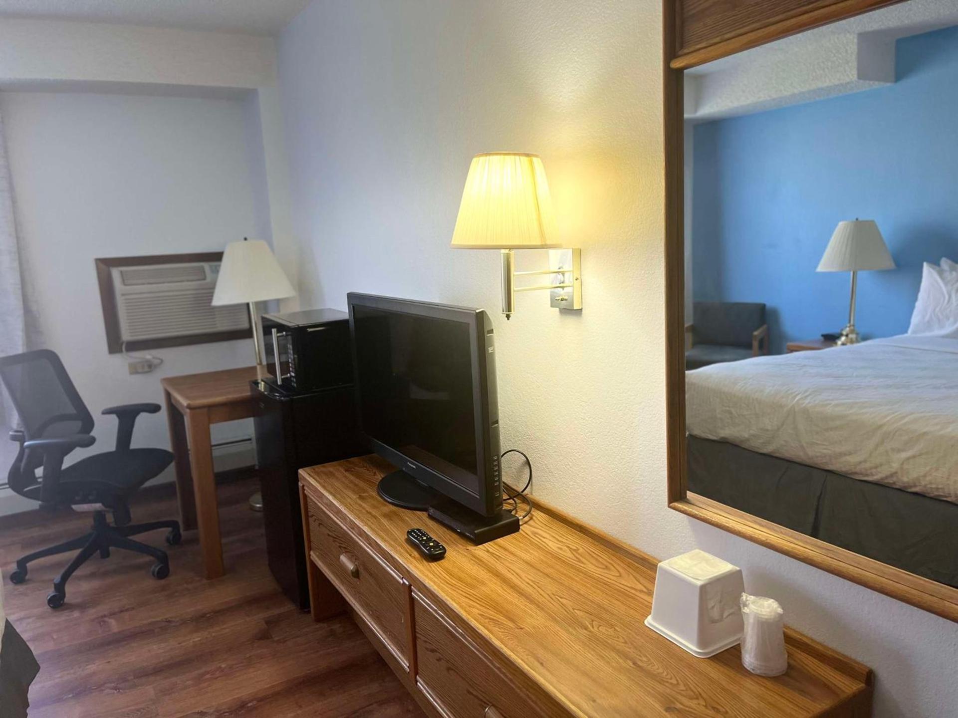 SureStay by Best Western Glendive Yellowstone River photo 10