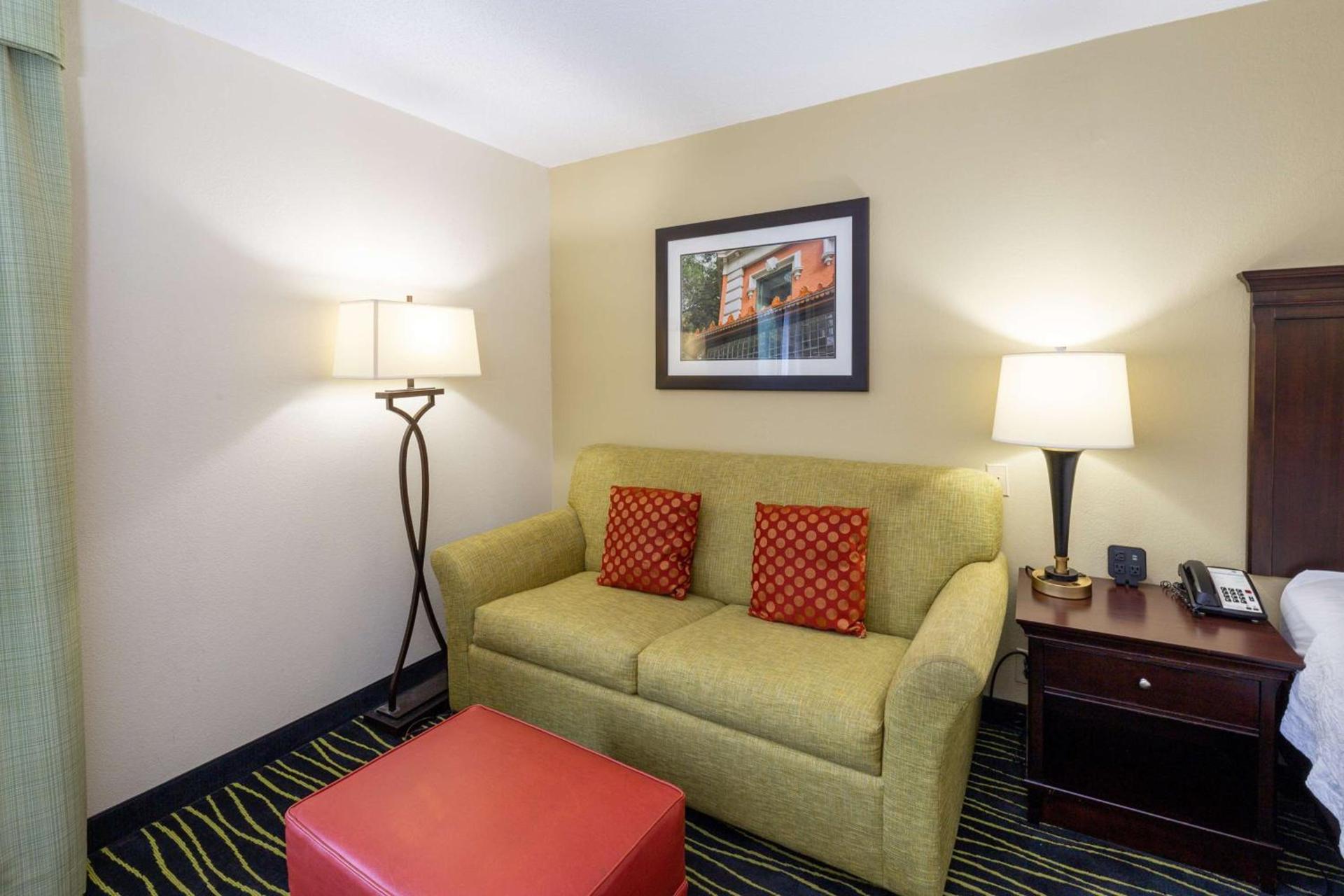 Hampton Inn Columbia I-26/Harbison Blvd photo 15