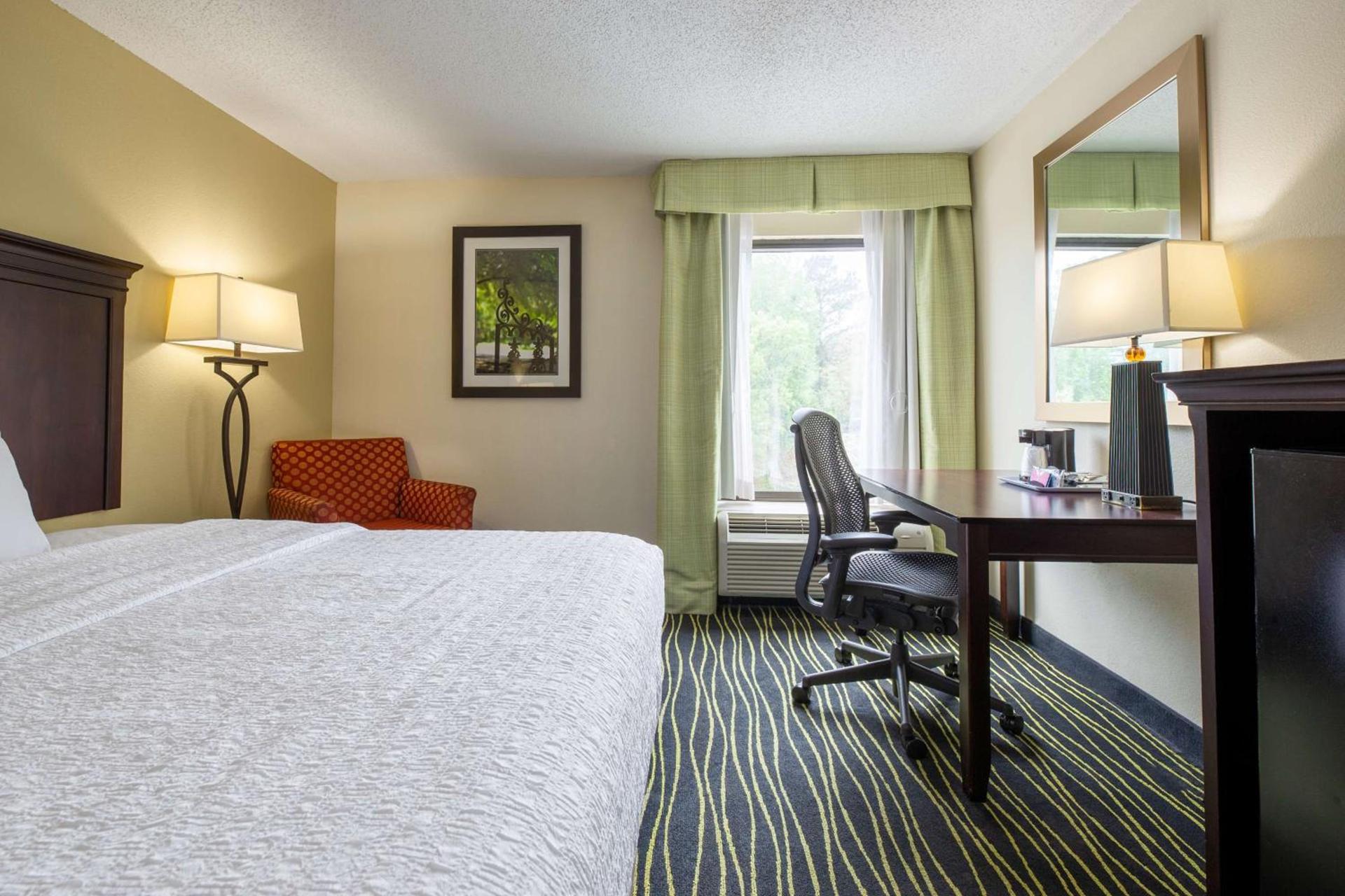 Hampton Inn Columbia I-26/Harbison Blvd photo 24