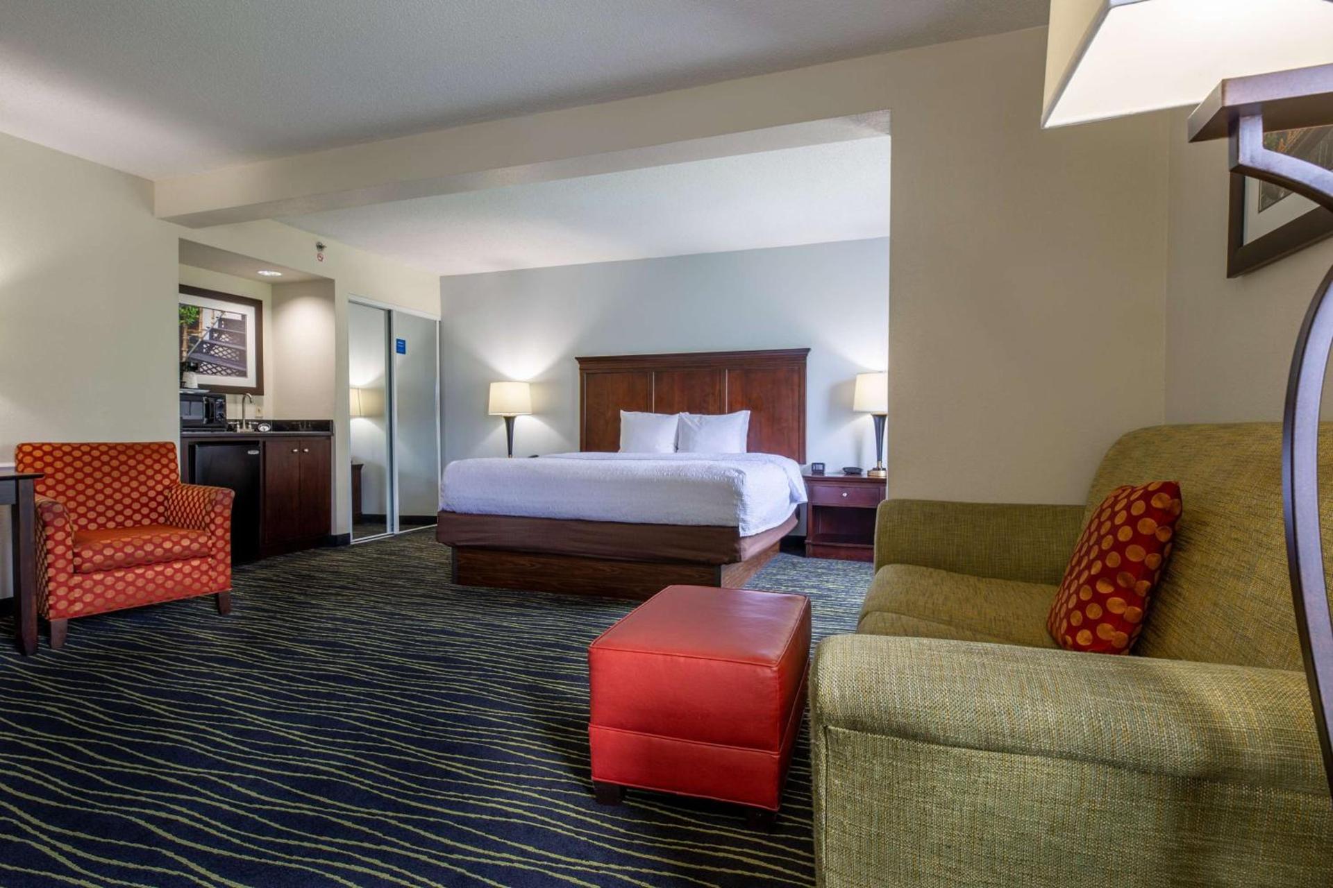 Hampton Inn Columbia I-26/Harbison Blvd photo 27