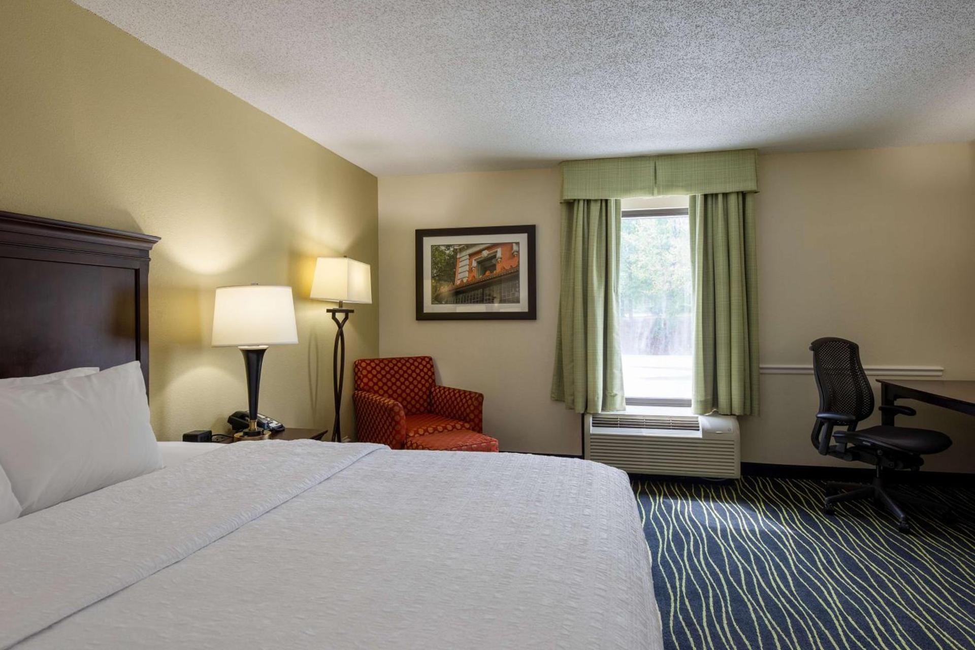 Hampton Inn Columbia I-26/Harbison Blvd photo 28